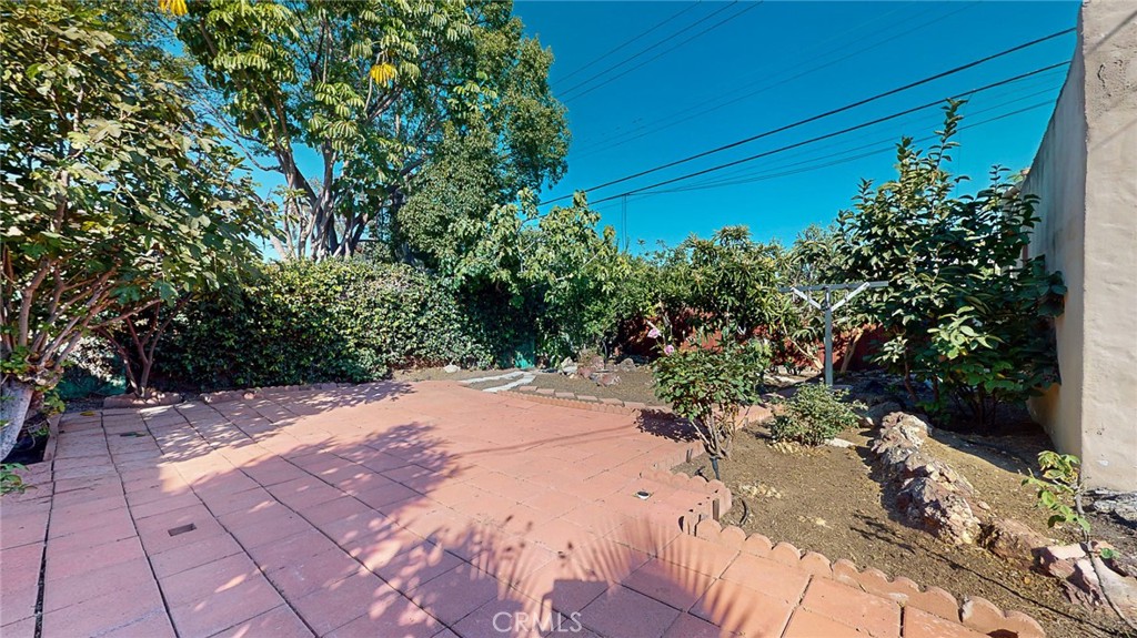 344 N Vista Street