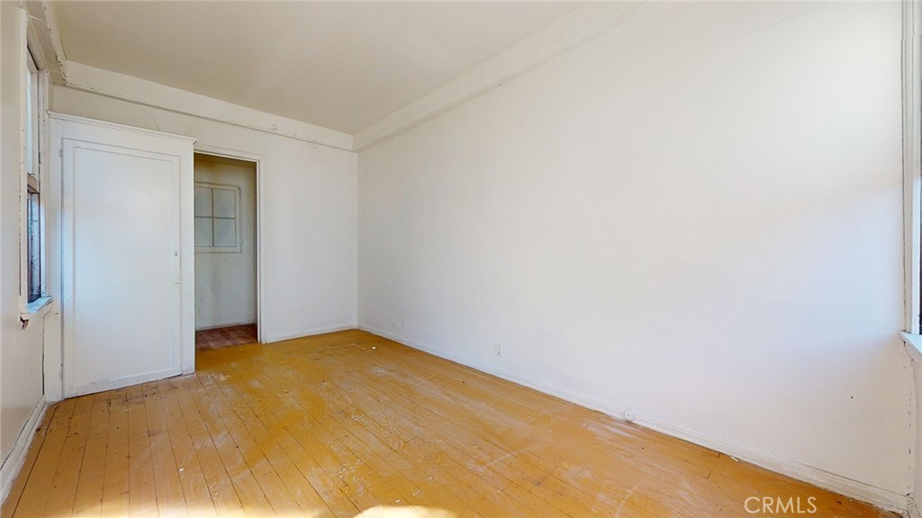 344 N Vista Street