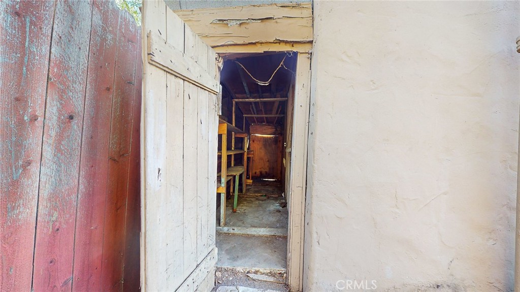 344 N Vista Street