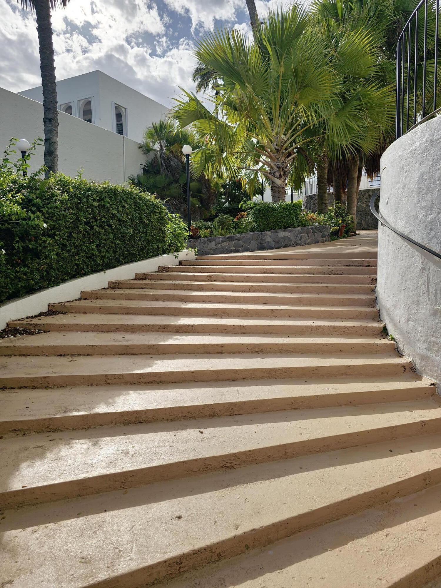 B-14 Hermon Hill CO, Questa Verde, St. Croix Unit: B-14