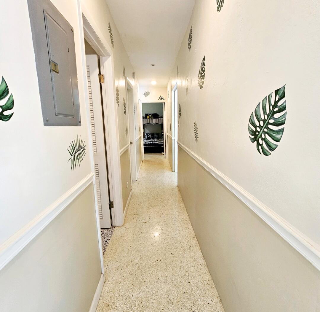 28 A&C Rattan QU, 28 A&C, St. Croix Unit: 28 A&C