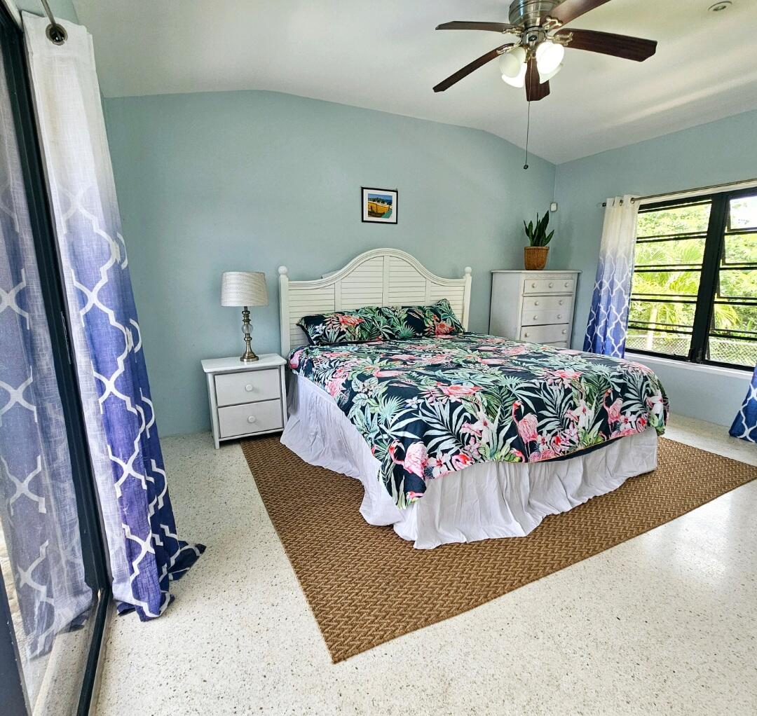 28 A&C Rattan QU, 28 A&C, St. Croix Unit: 28 A&C