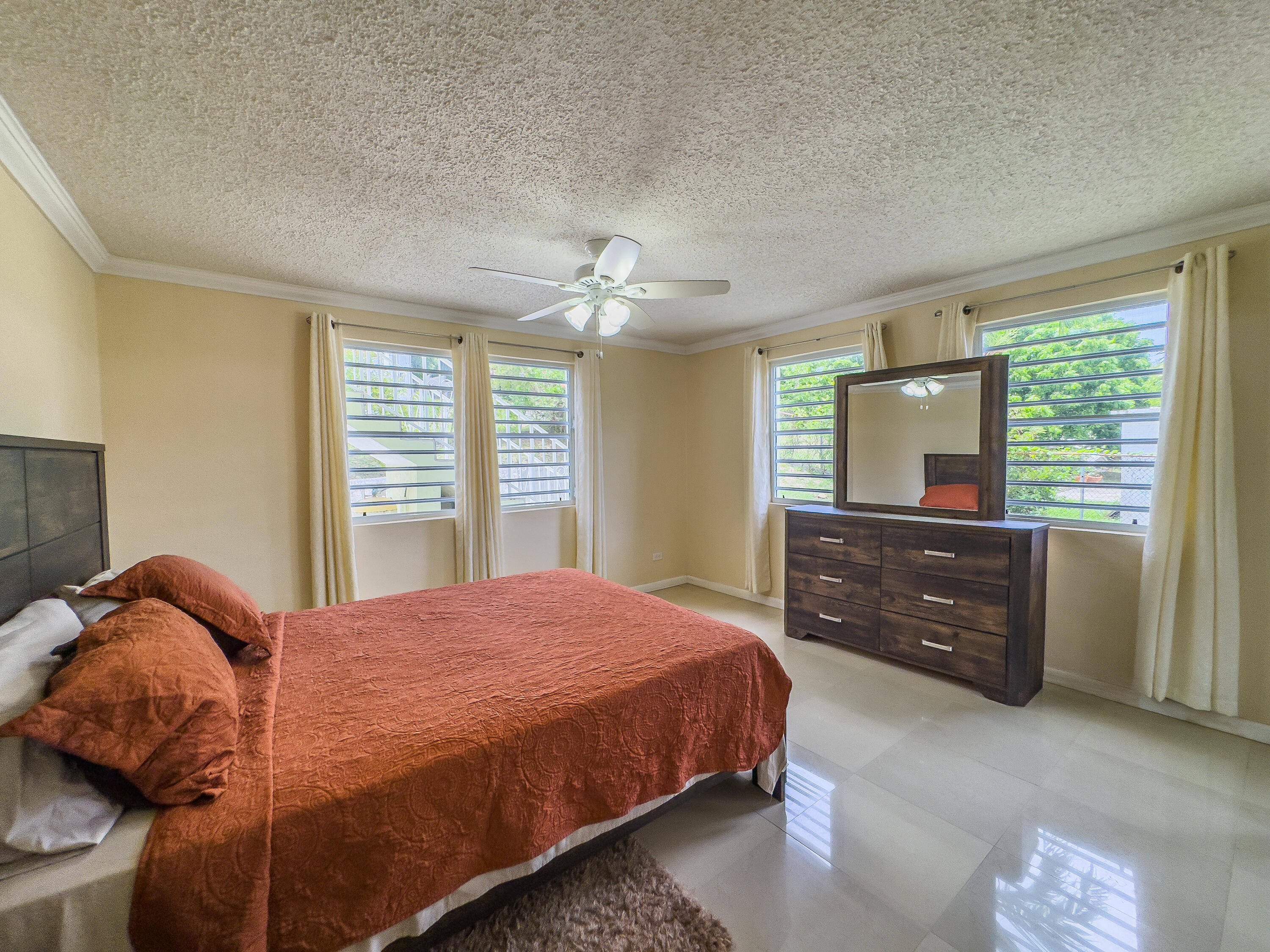 114 apt B Mt. Pleasant EA, St. Croix