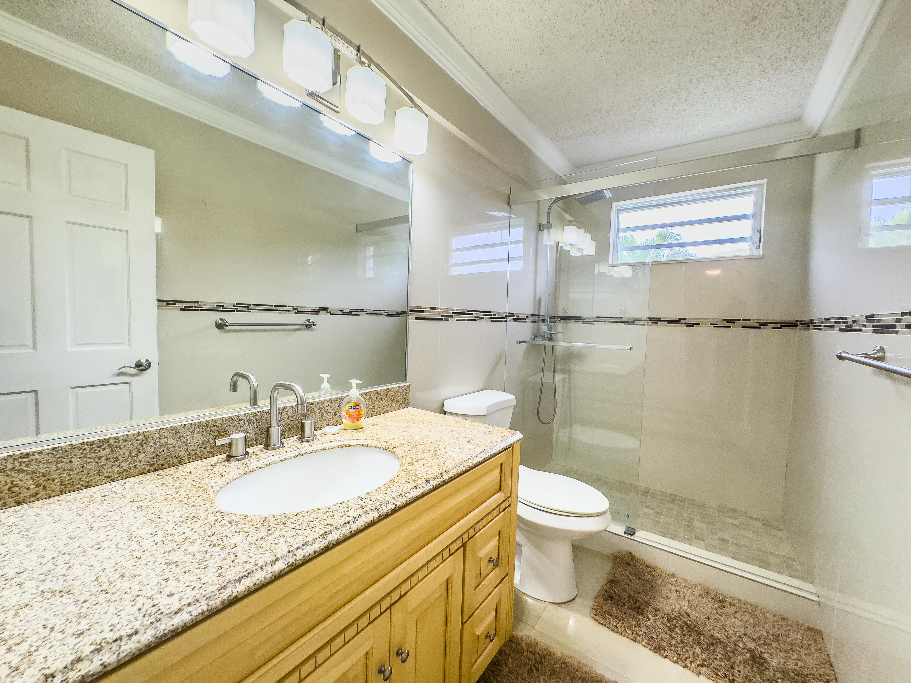 114 apt B Mt. Pleasant EA, St. Croix