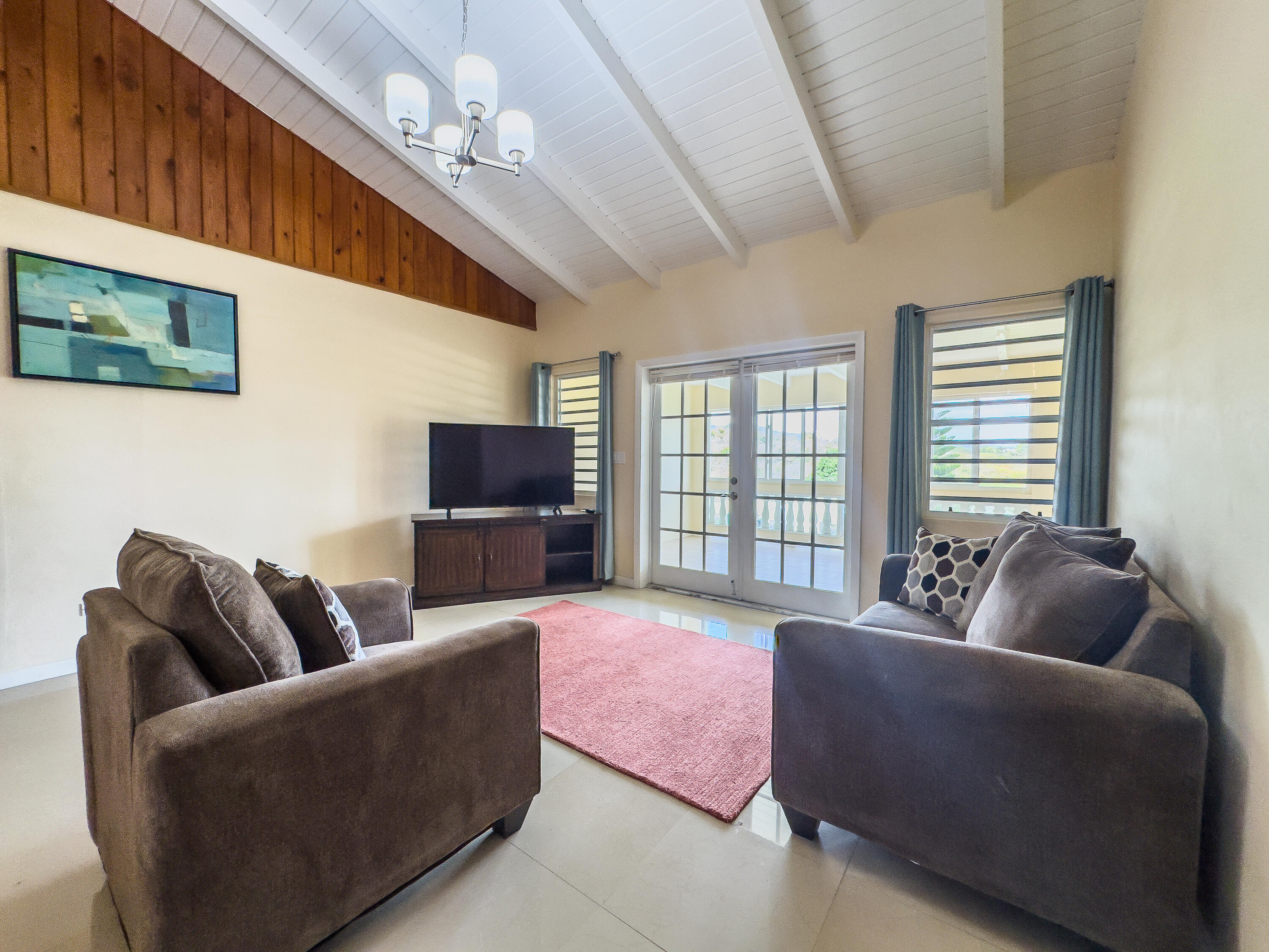 114 apt C Mt. Pleasant EA, St. Croix