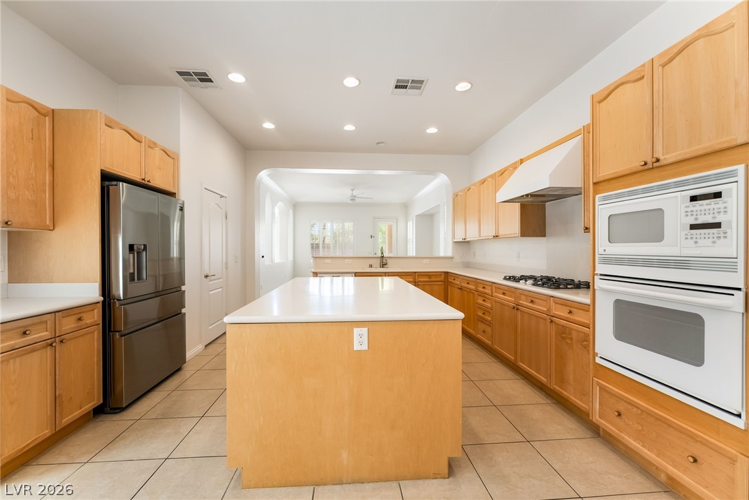 7390 Salvadora Place