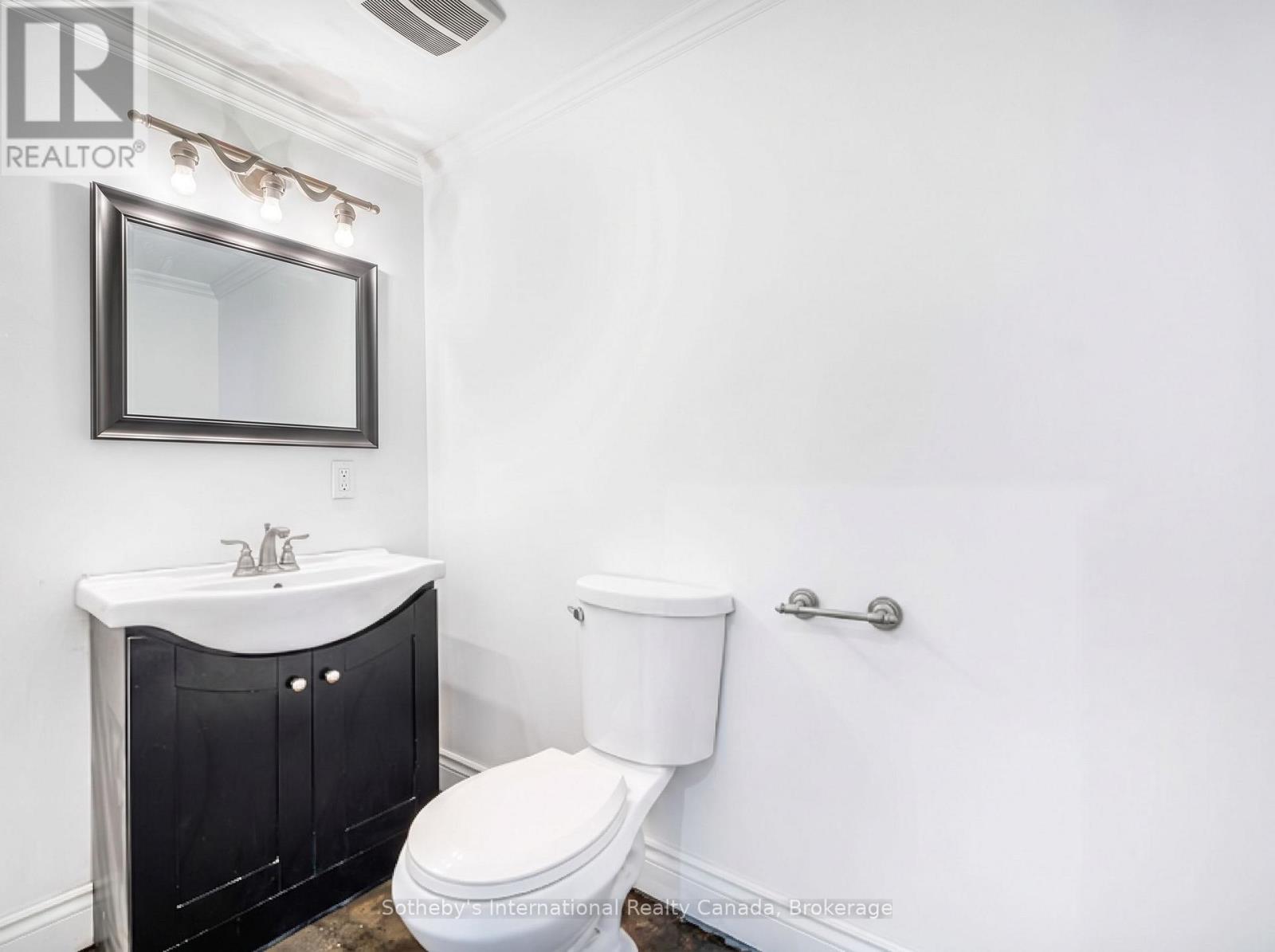 122 - 401 LOGAN AVENUE Unit: 122