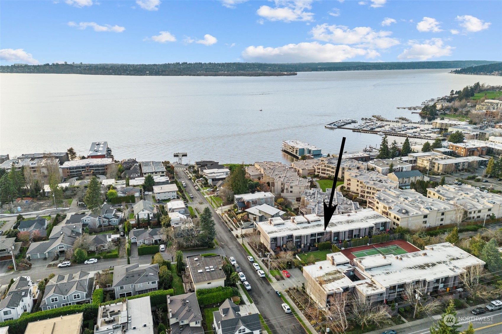 300 7th Avenue S Unit: 18