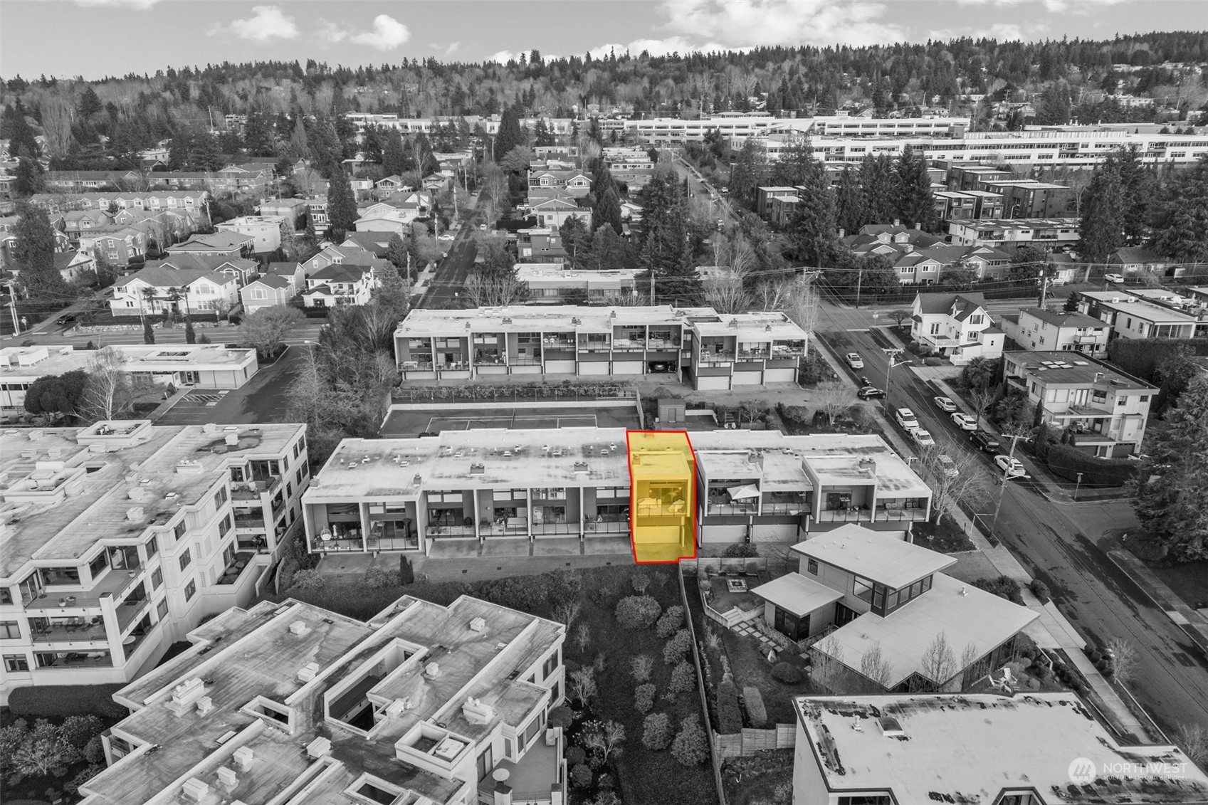 300 7th Avenue S Unit: 18
