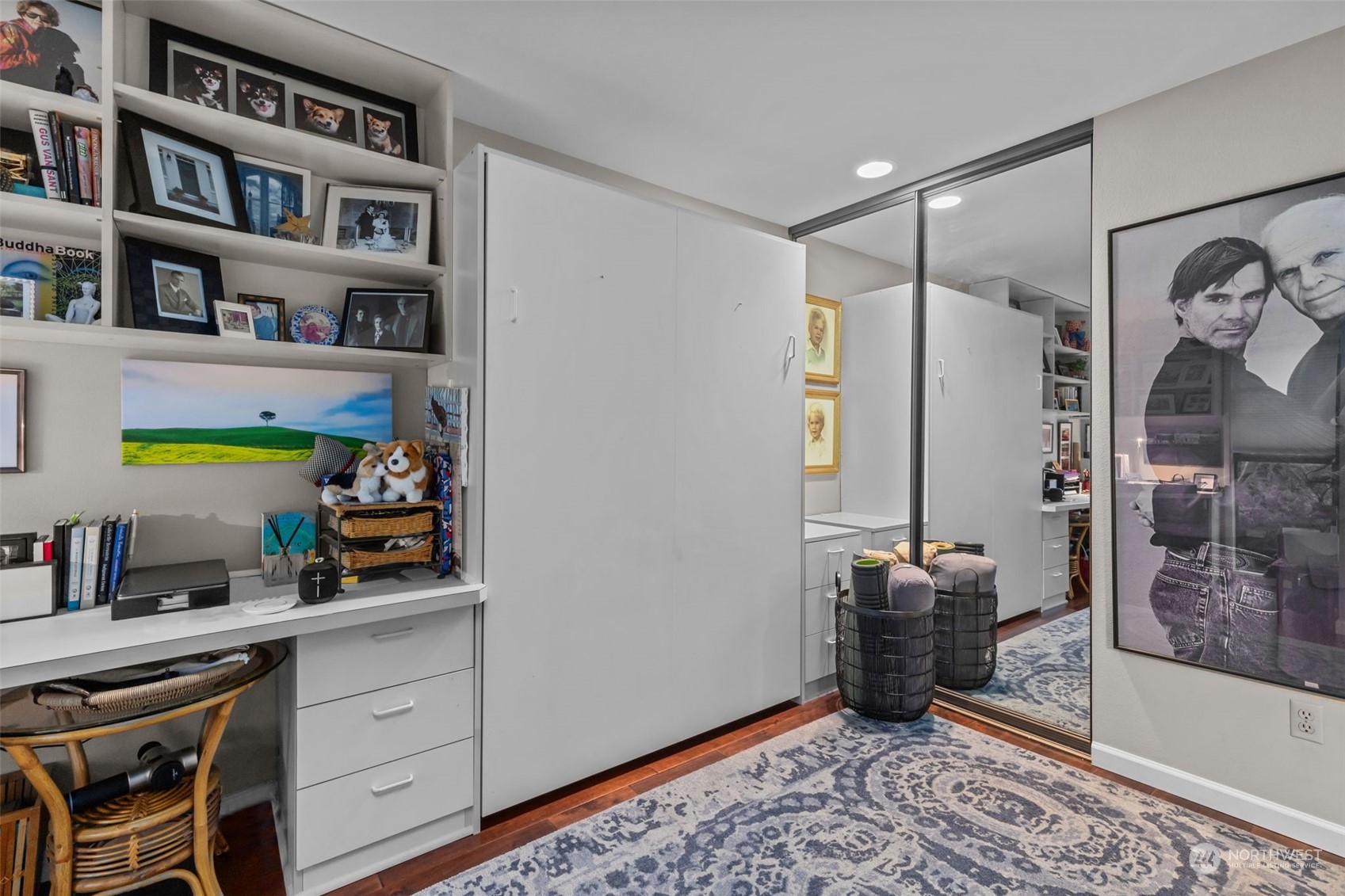 300 7th Avenue S Unit: 18