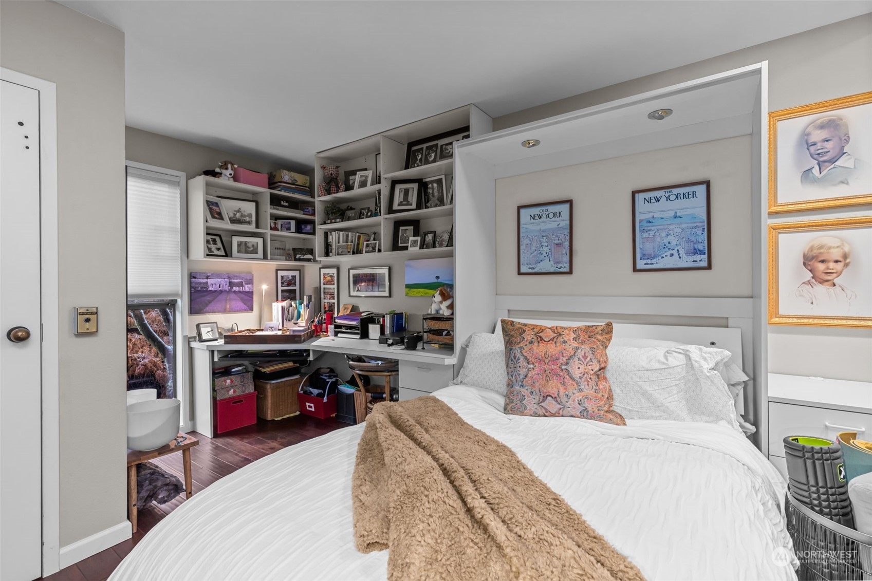 300 7th Avenue S Unit: 18