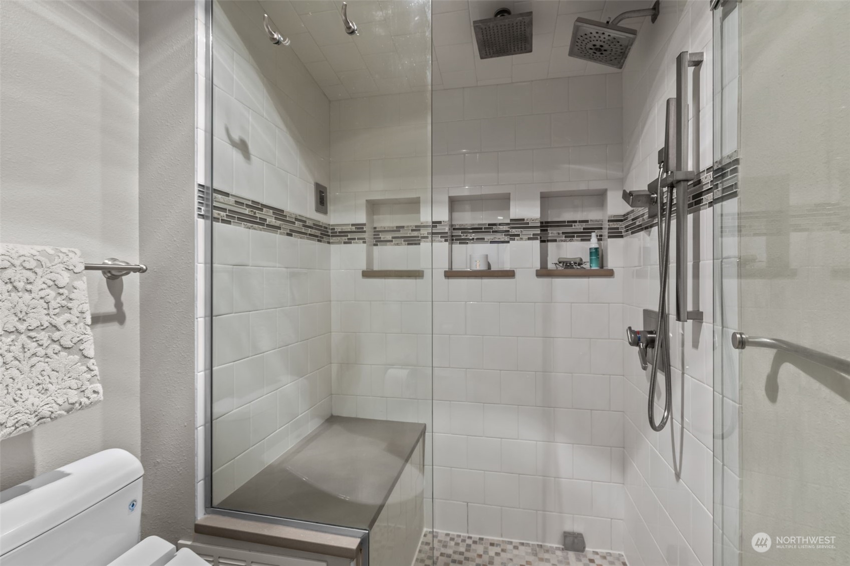 300 7th Avenue S Unit: 18