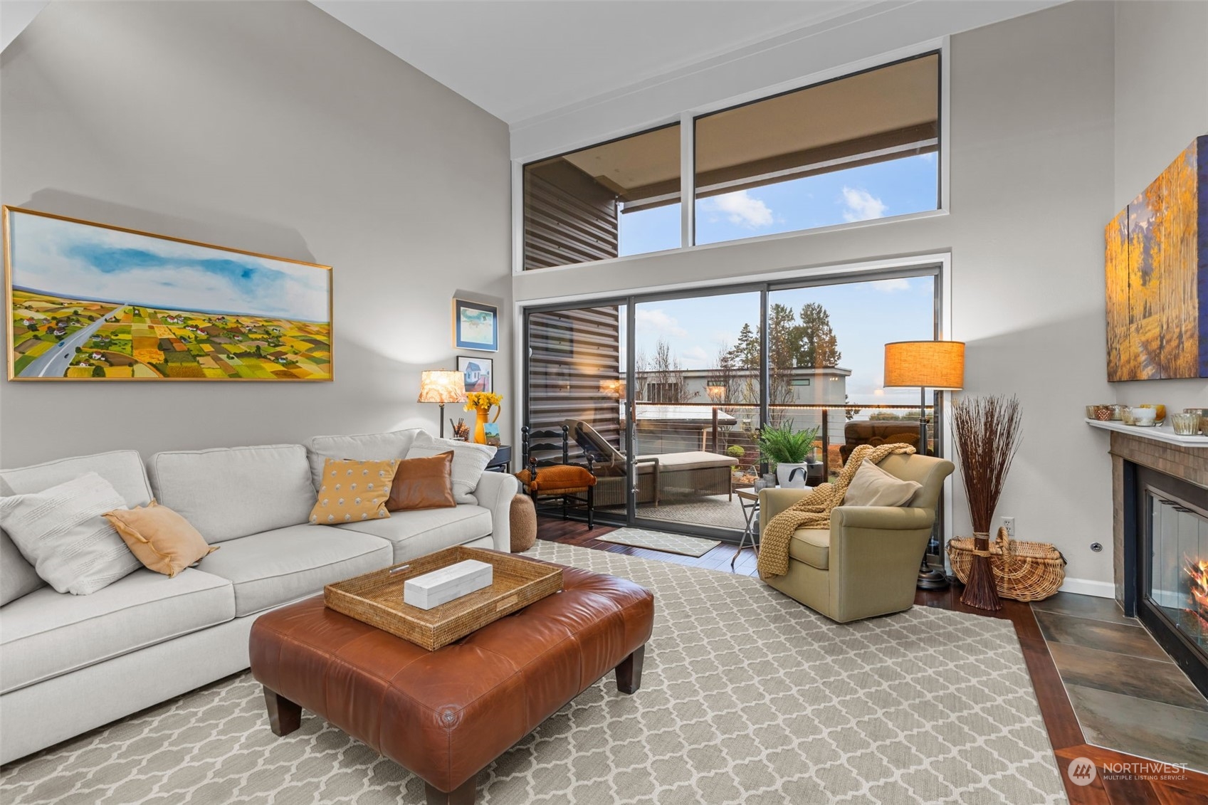 300 7th Avenue S Unit: 18