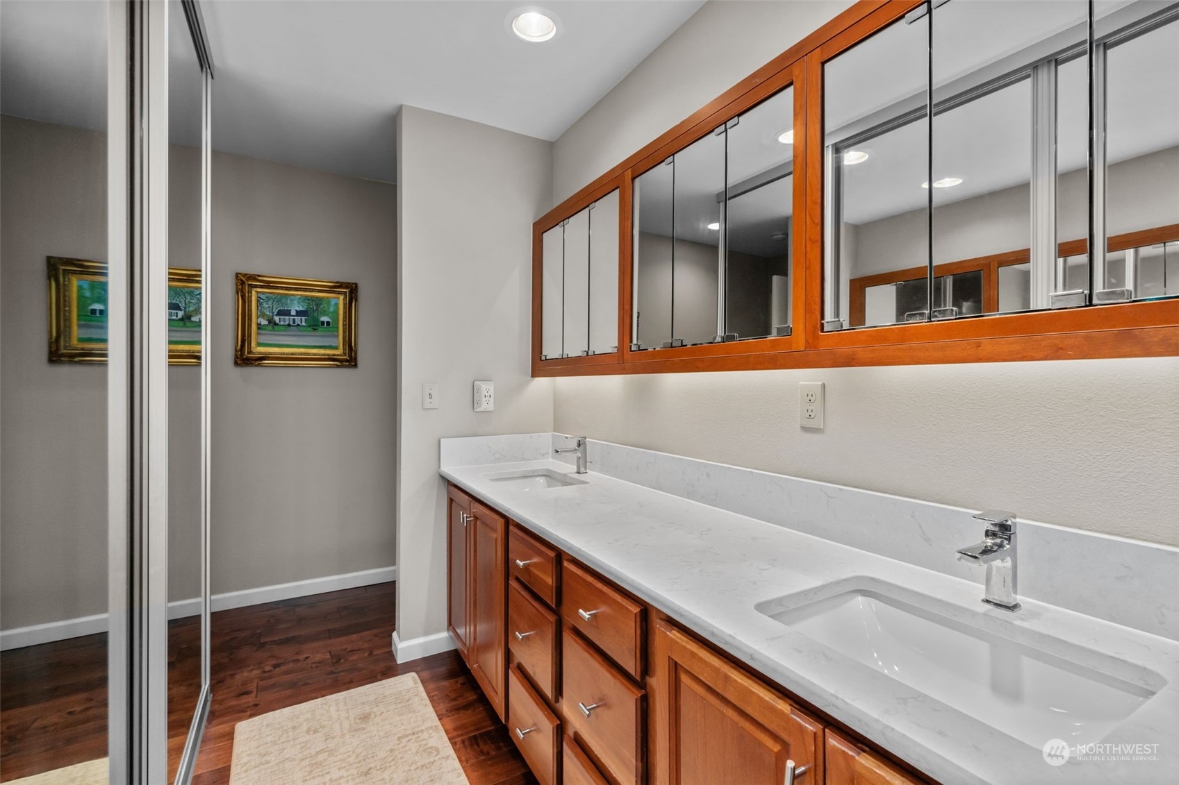 300 7th Avenue S Unit: 18