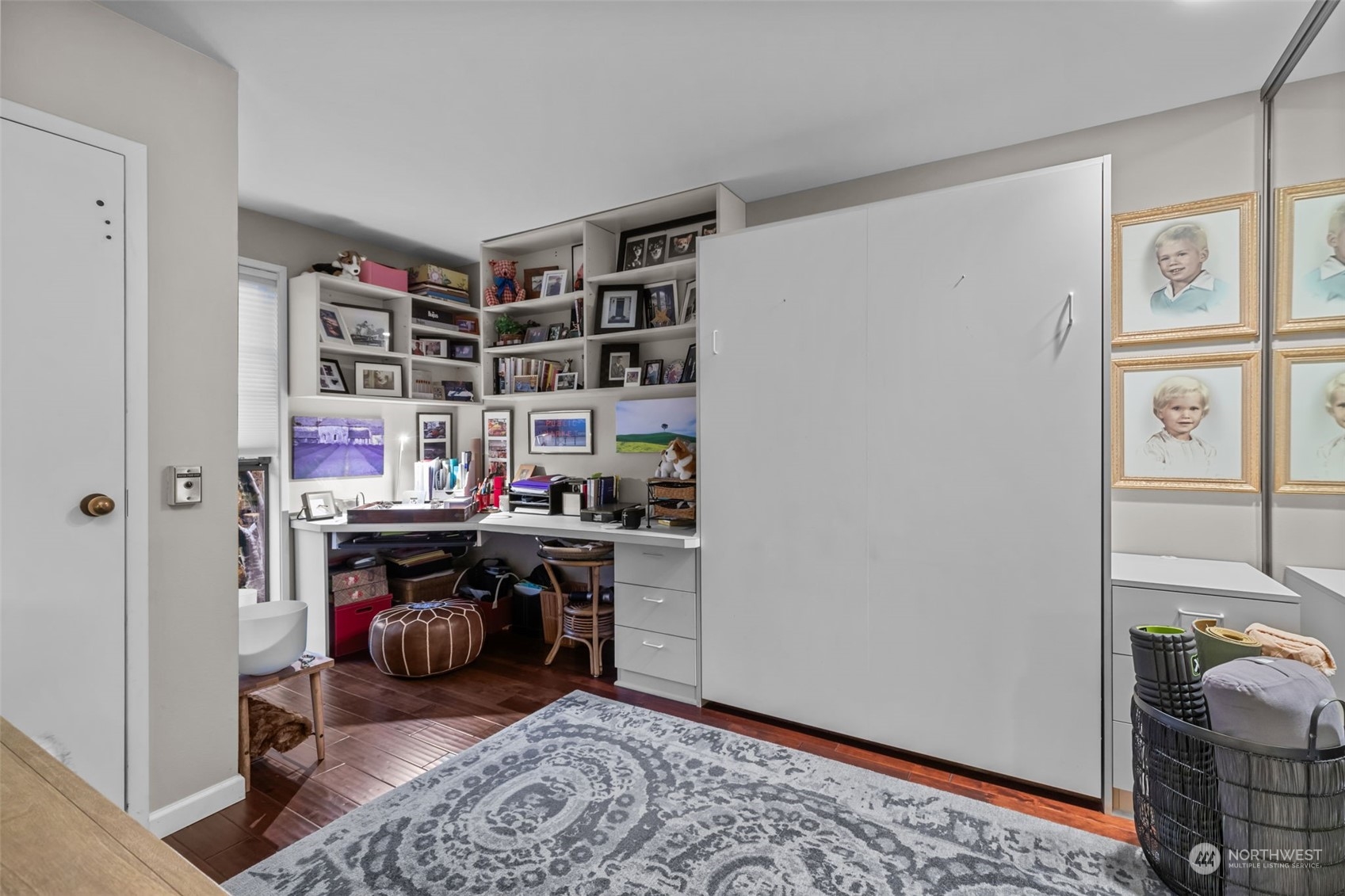 300 7th Avenue S Unit: 18