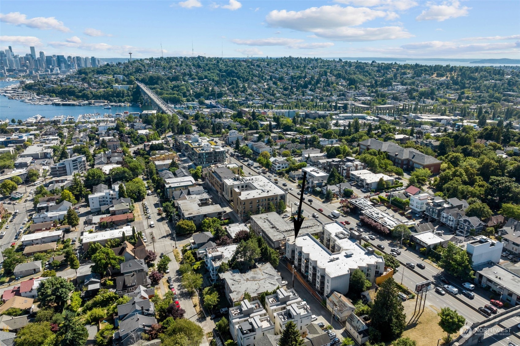 4020 Aurora Avenue N Unit: 414