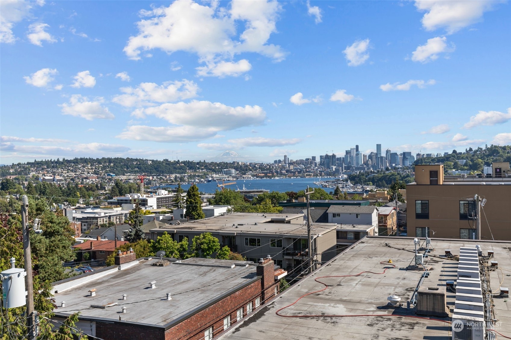 4020 Aurora Avenue N Unit: 414