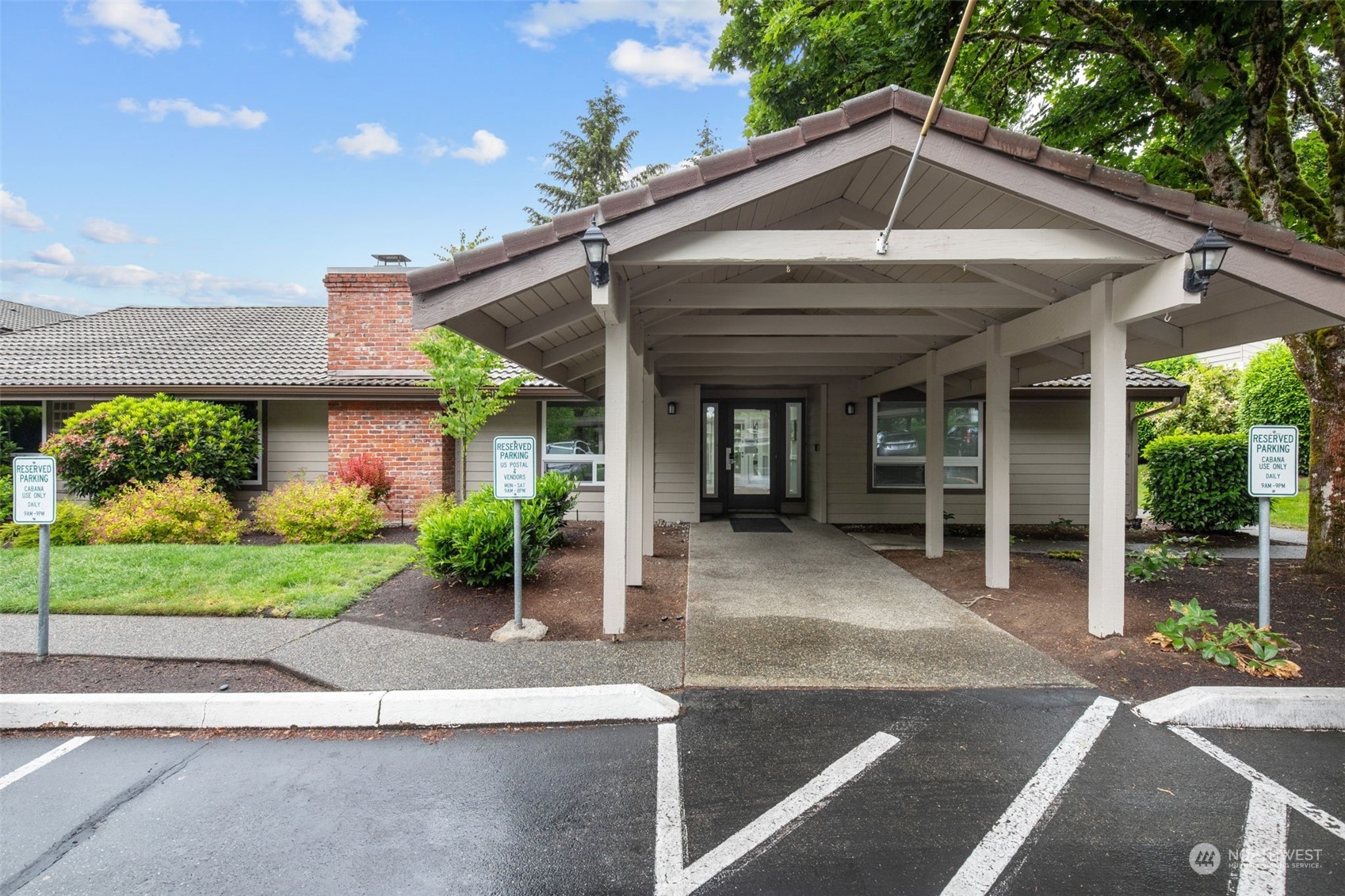 14200 NE 171st Street Unit: F208