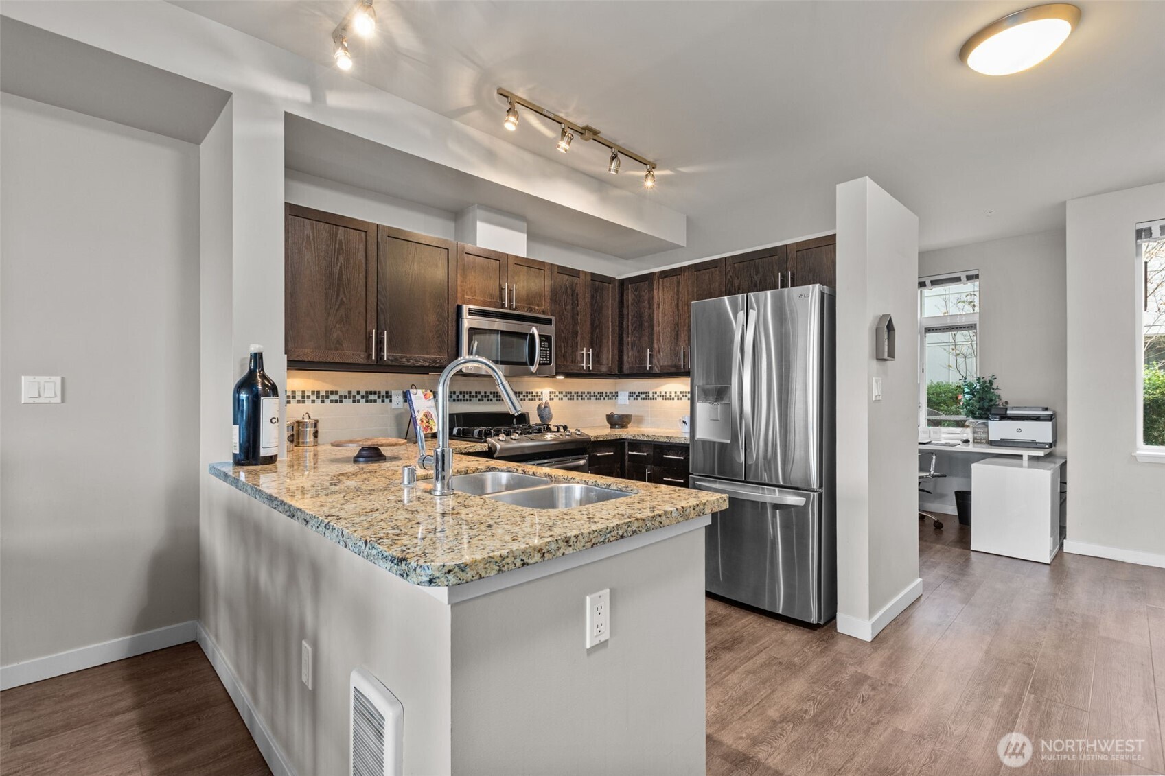 15100 6th Avenue SW Unit: 305