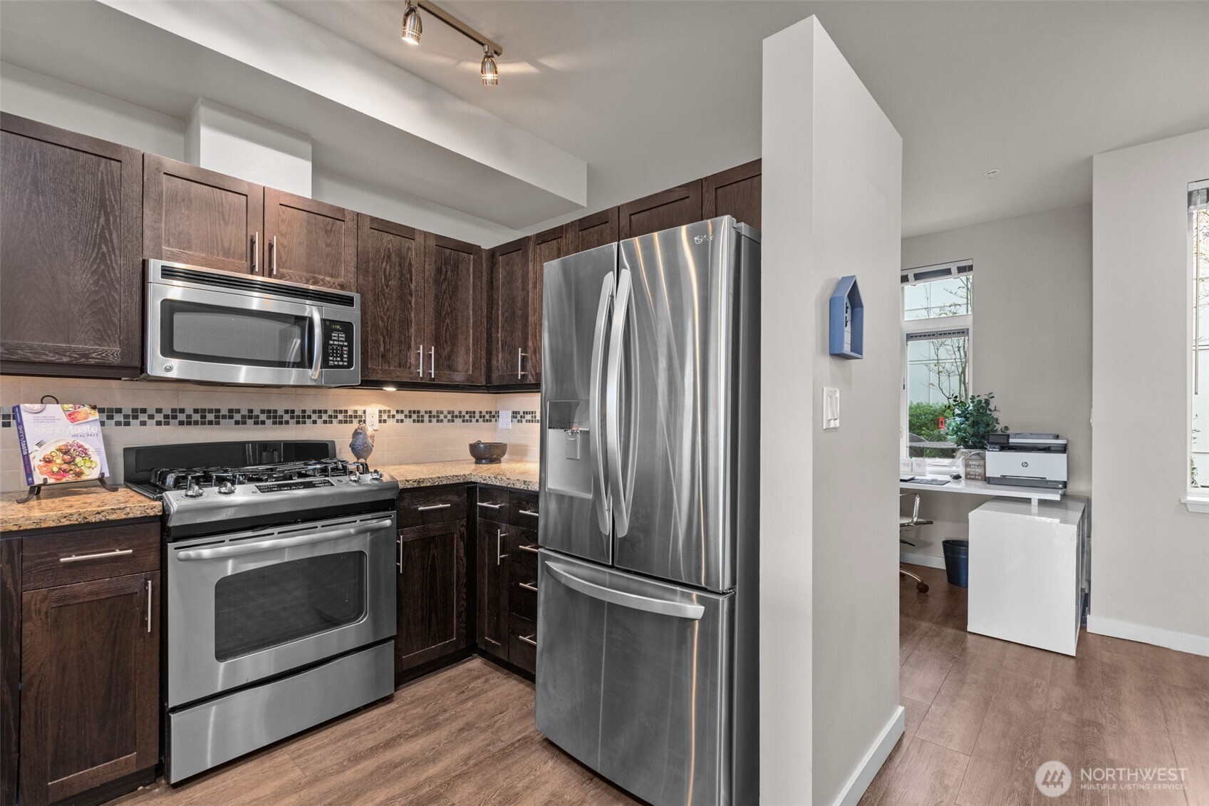 15100 6th Avenue SW Unit: 305