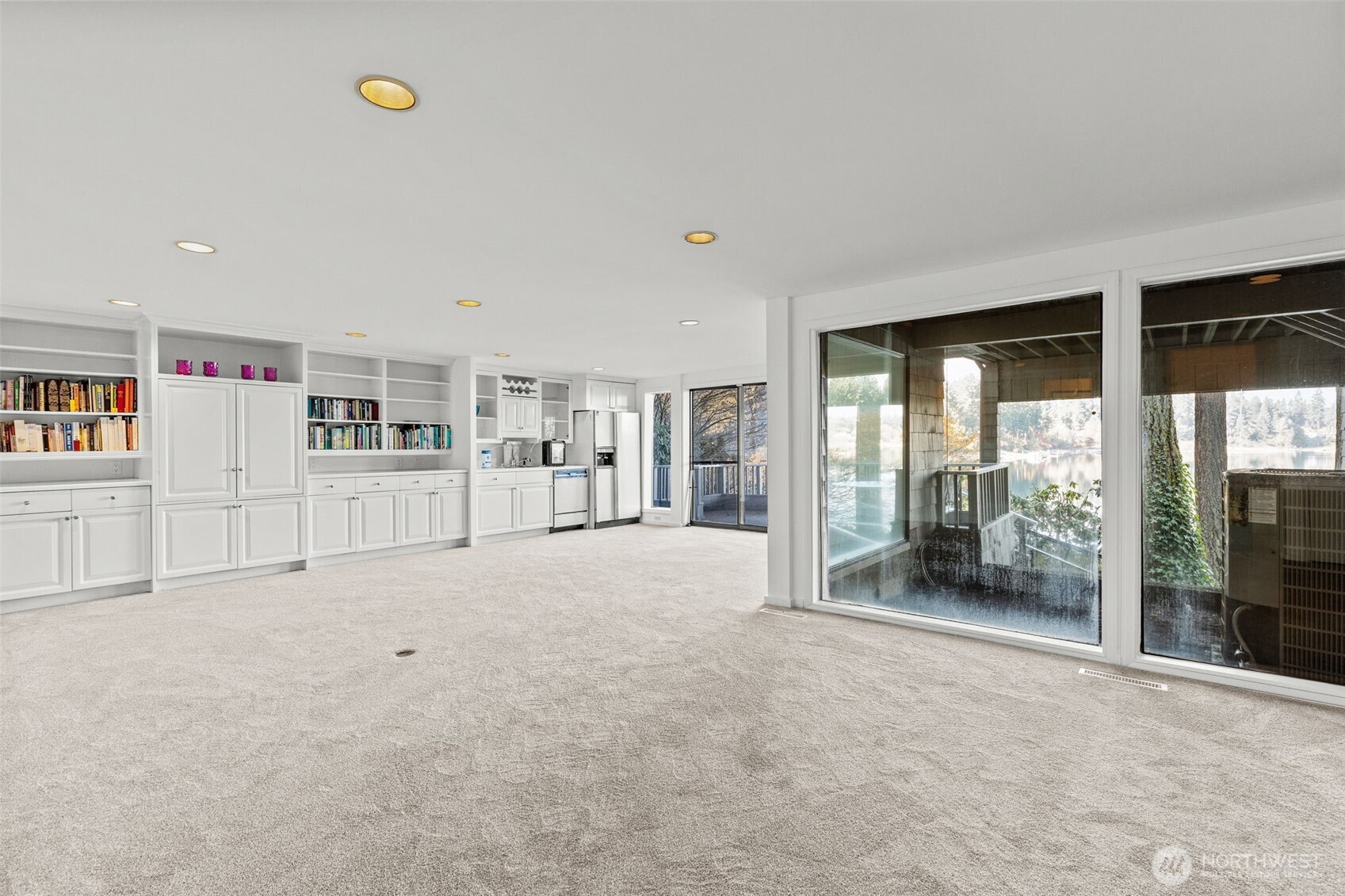 22 Loch Lane SW