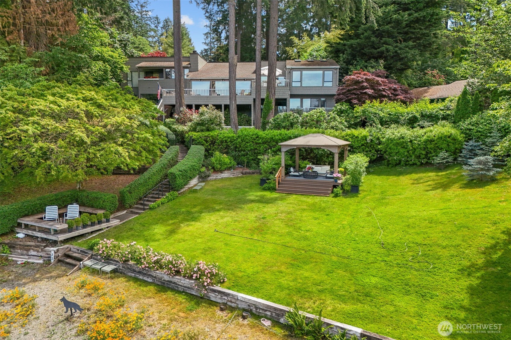 22 Loch Lane SW
