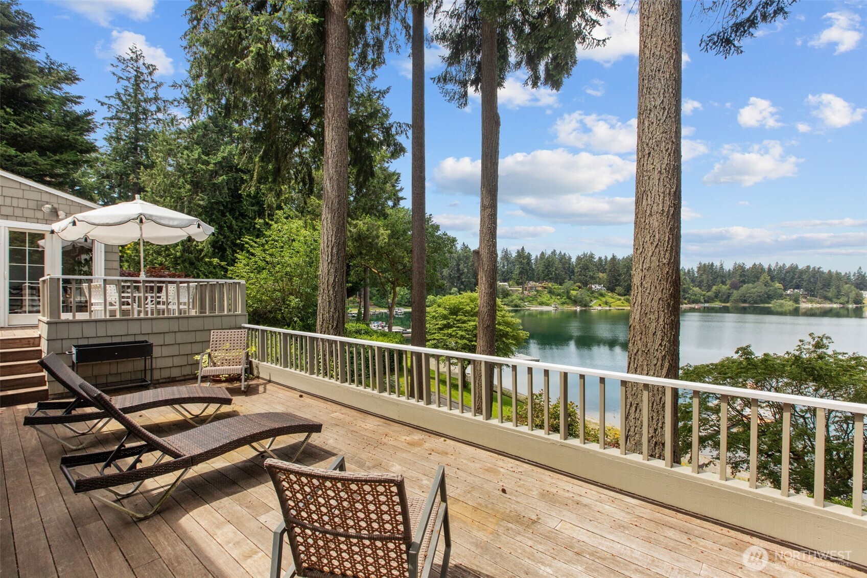 22 Loch Lane SW