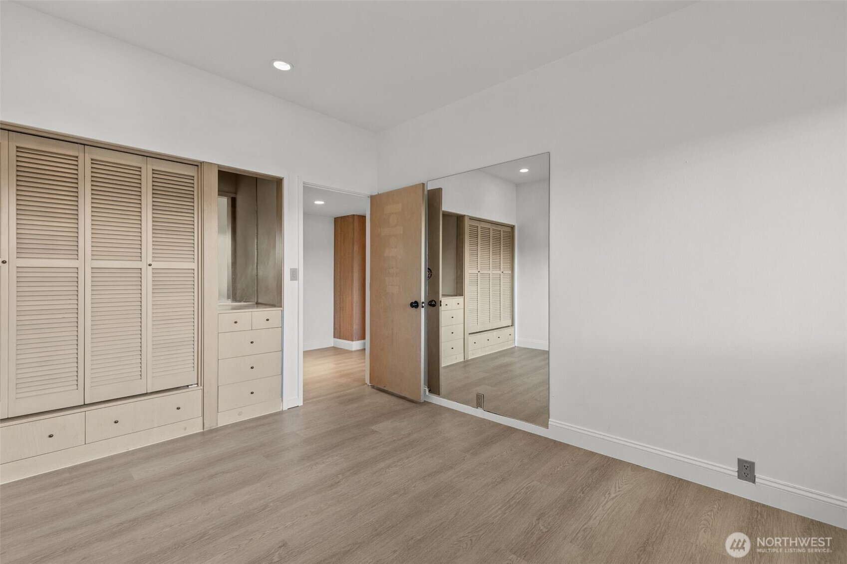 22 Loch Lane SW