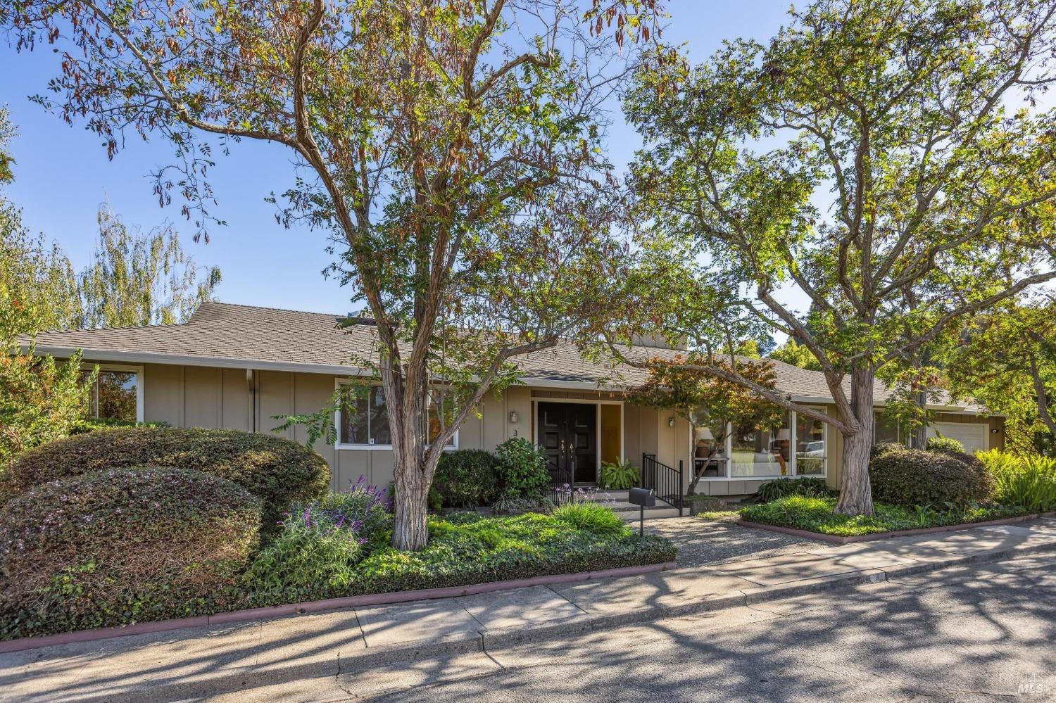 3 Nightingale Lane