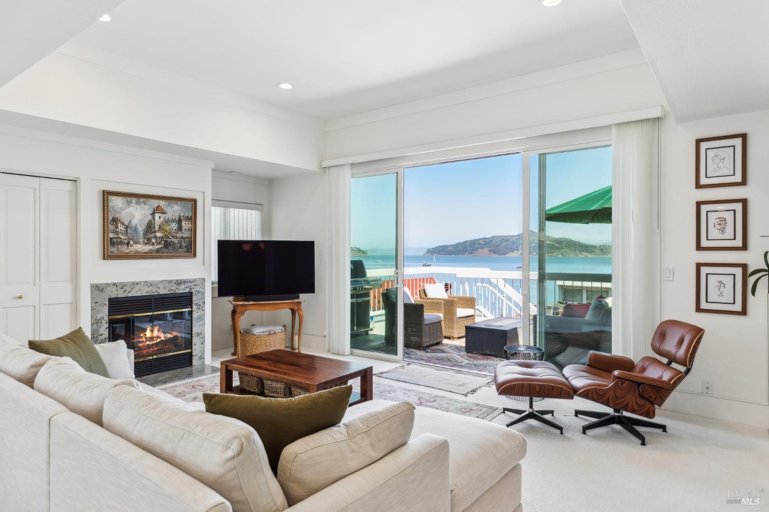 202 Valley Street Unit: #1