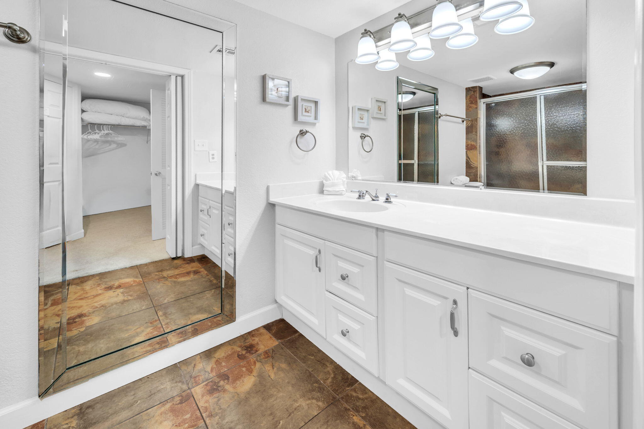 900 Gulf Shore Drive 1113