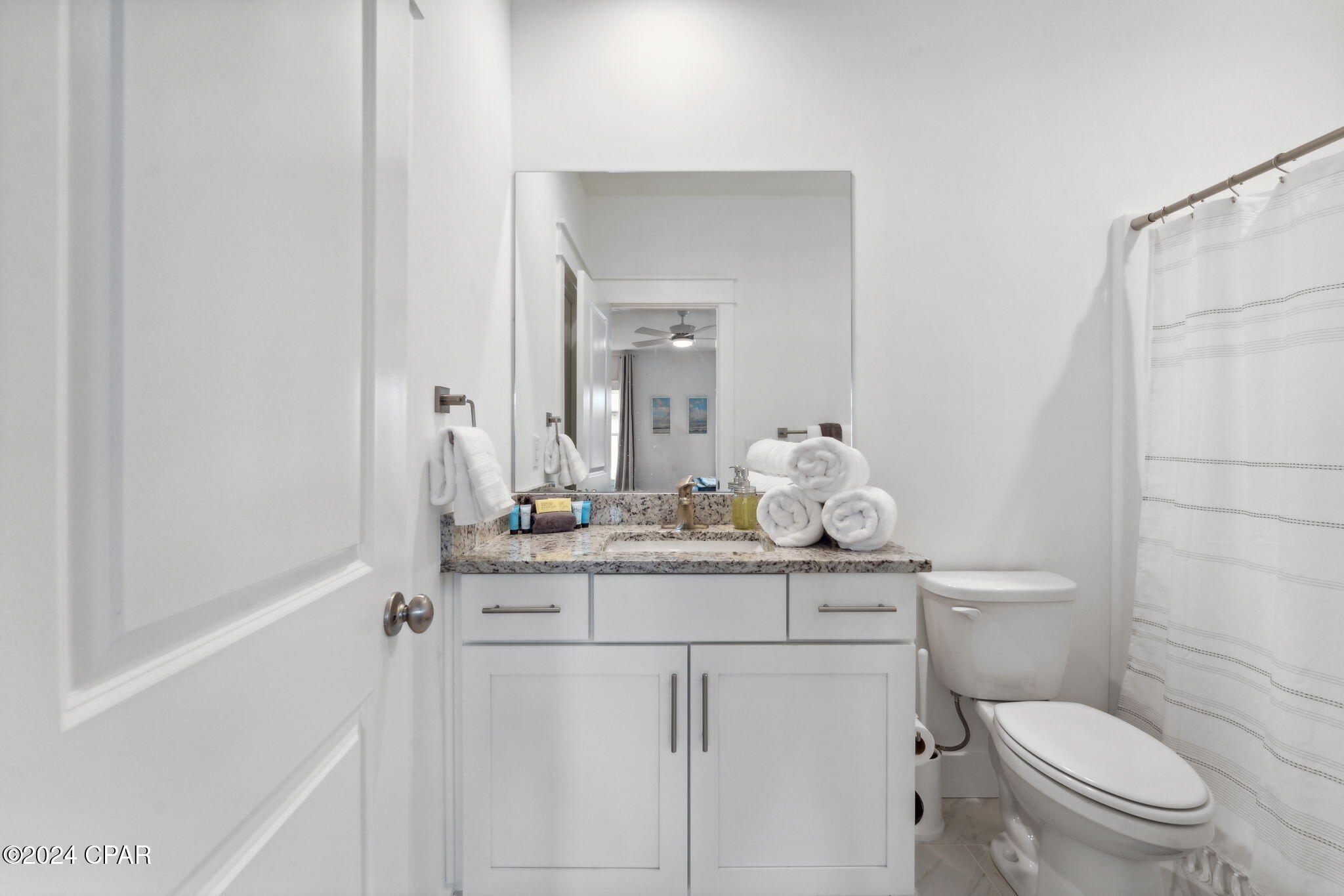 2702 Lagoon Manor Drive