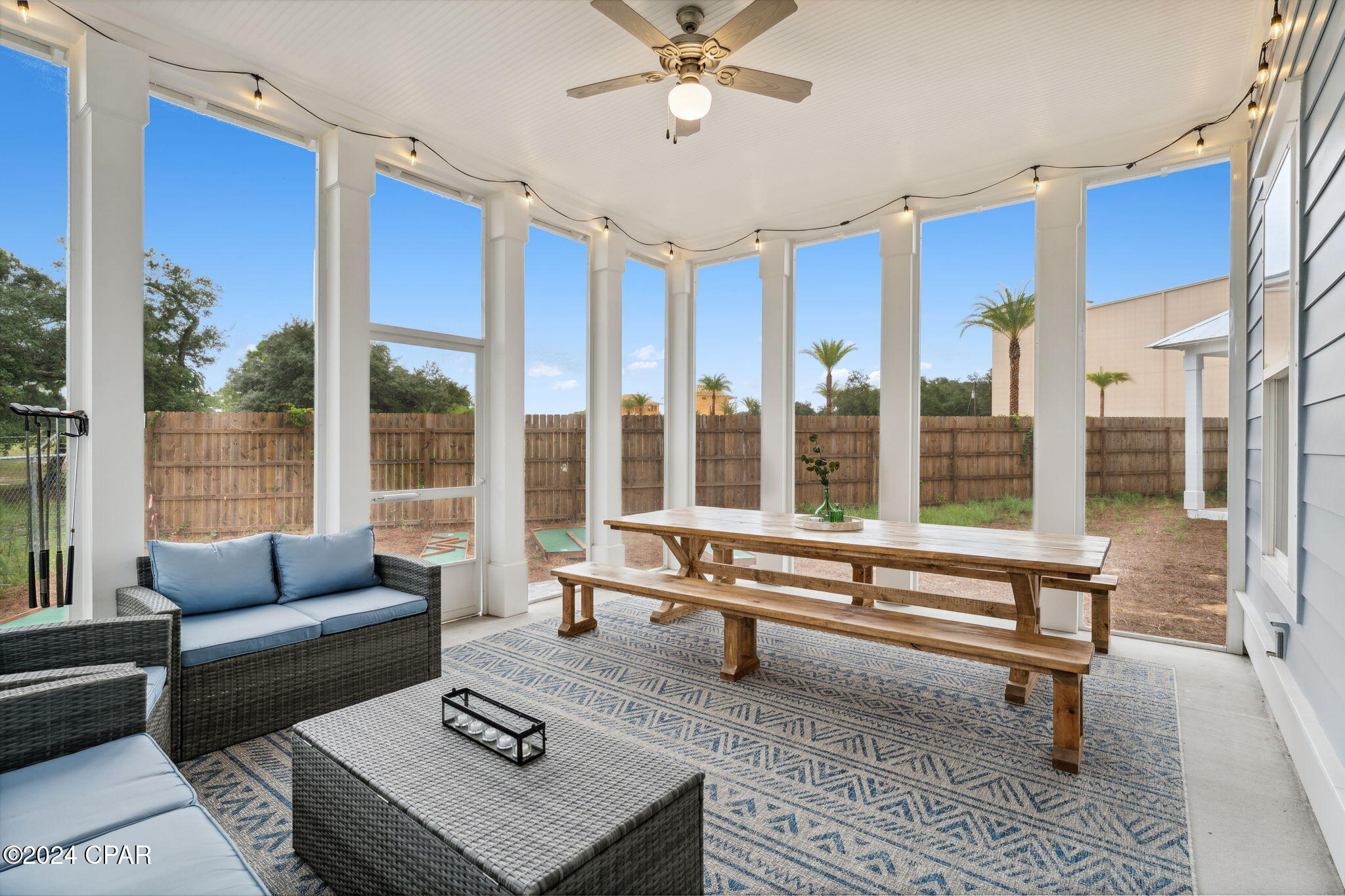2702 Lagoon Manor Drive