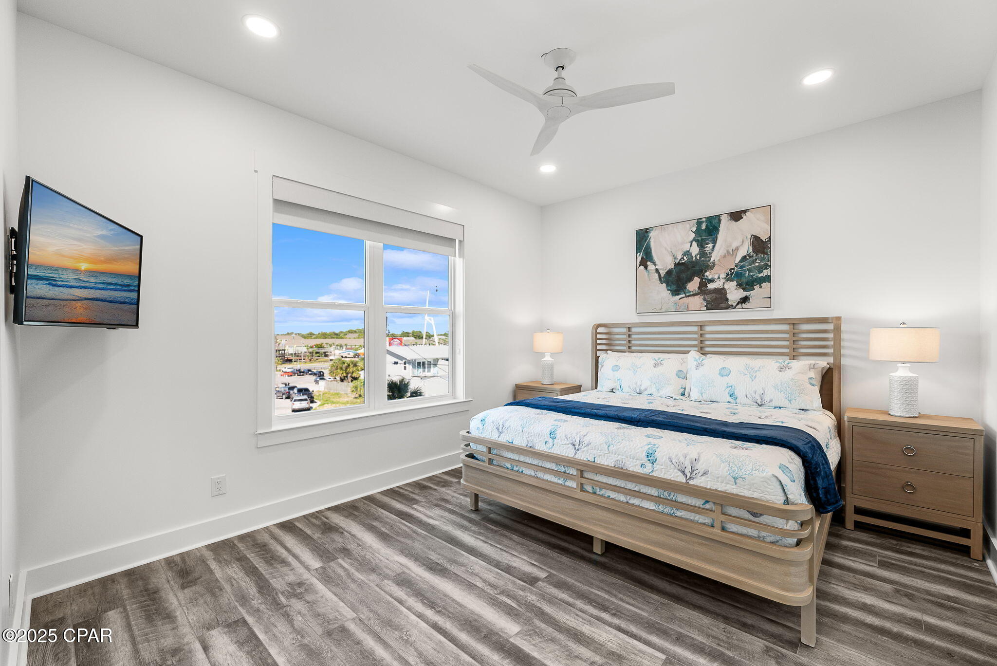 8711 Surf Drive