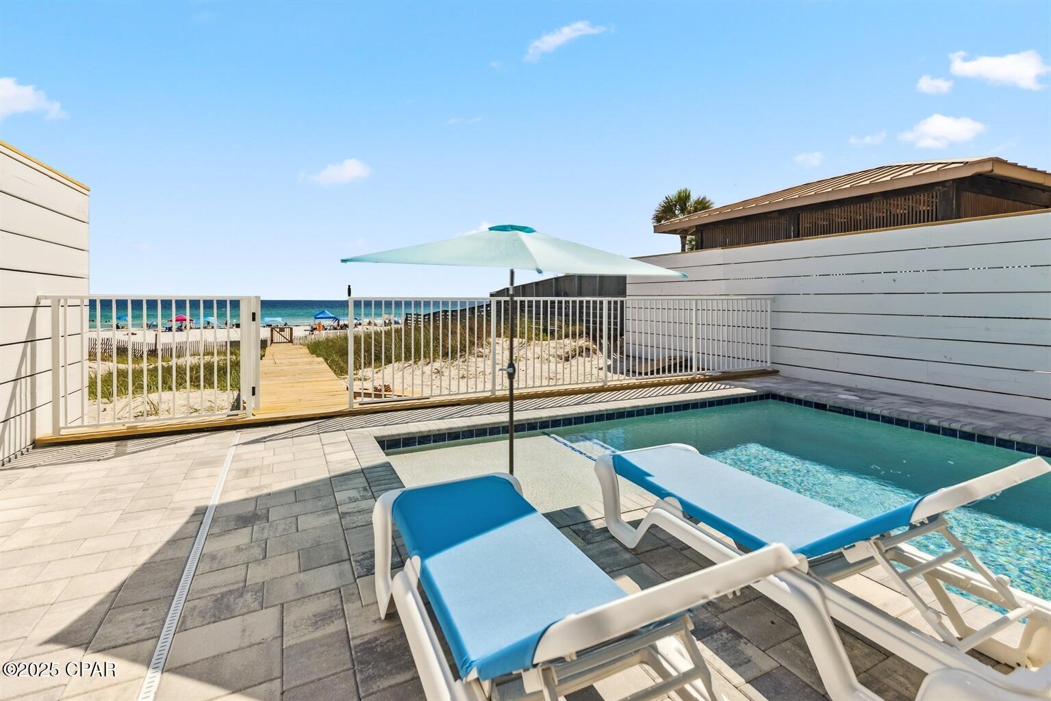 8711 Surf Drive