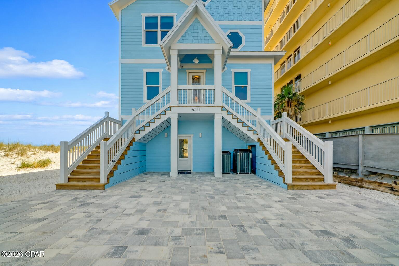 8711 Surf Drive