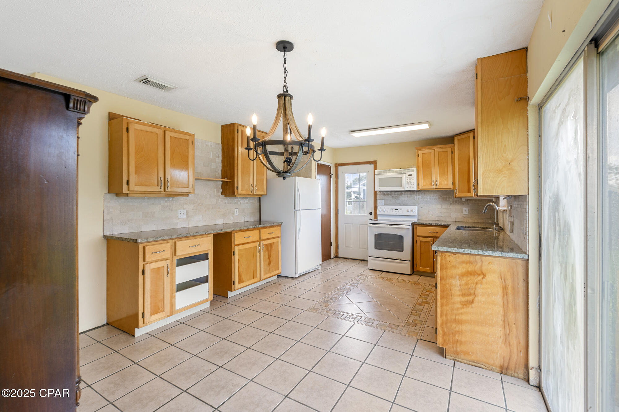 925 Hurst Court