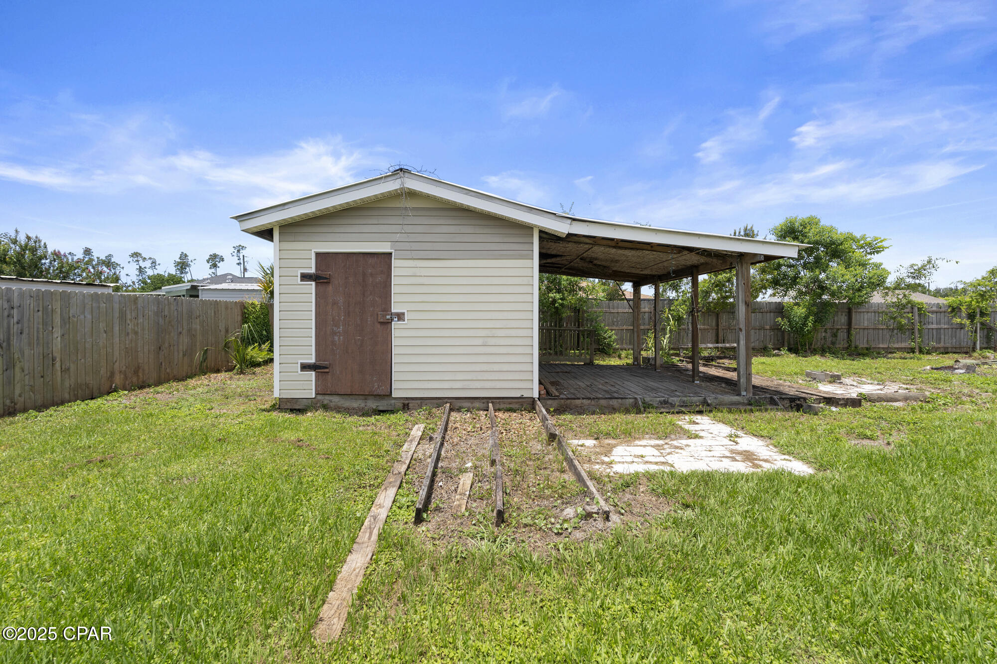 925 Hurst Court