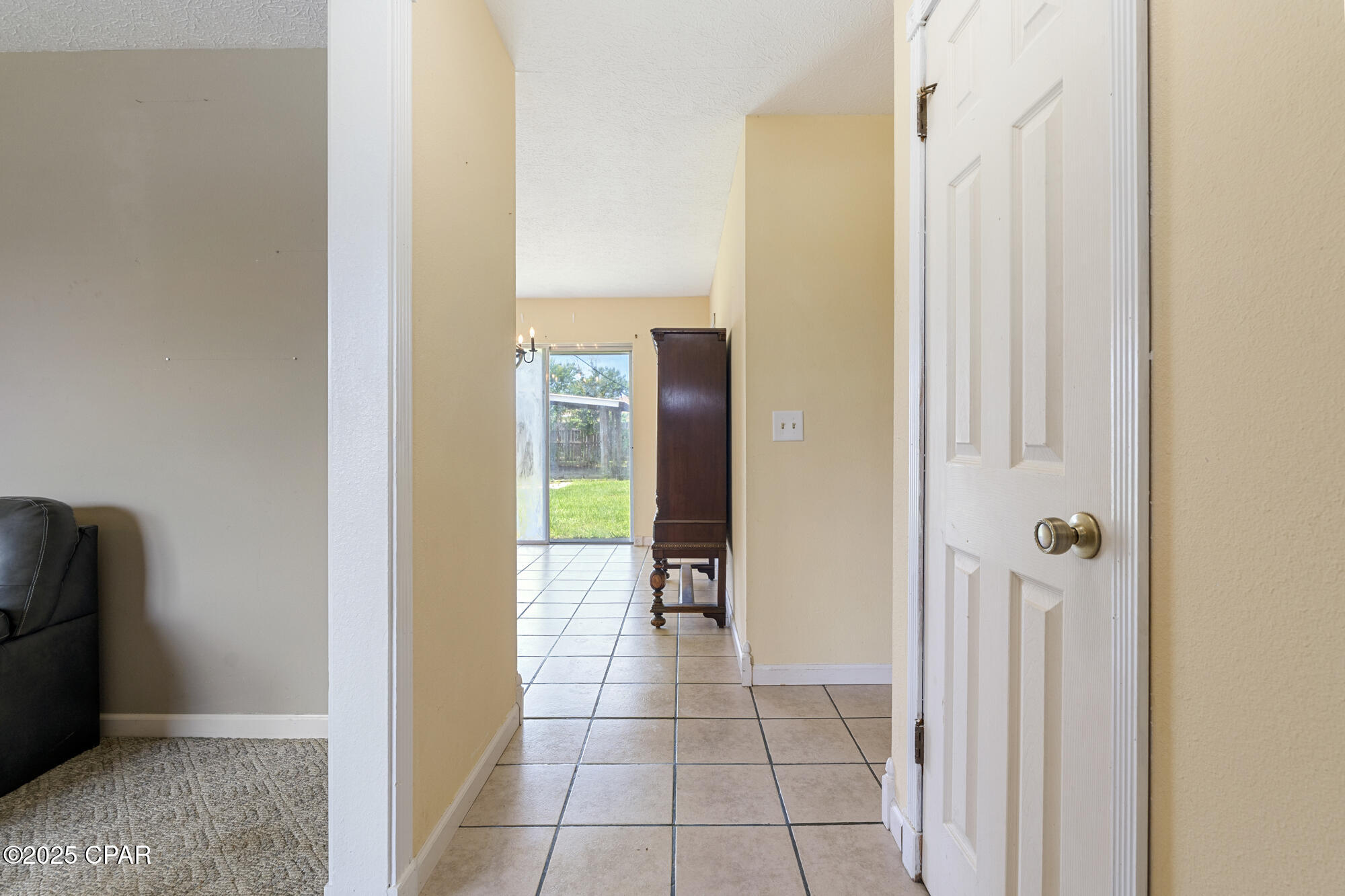 925 Hurst Court