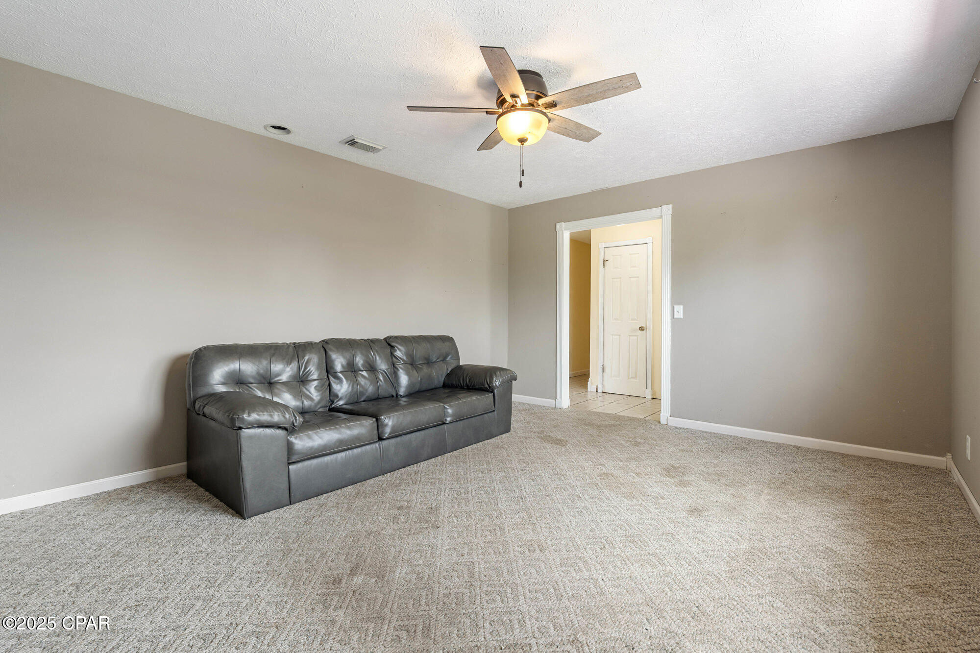 925 Hurst Court