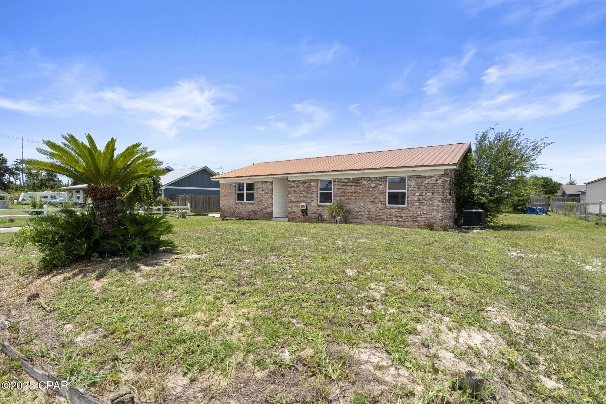 925 Hurst Court