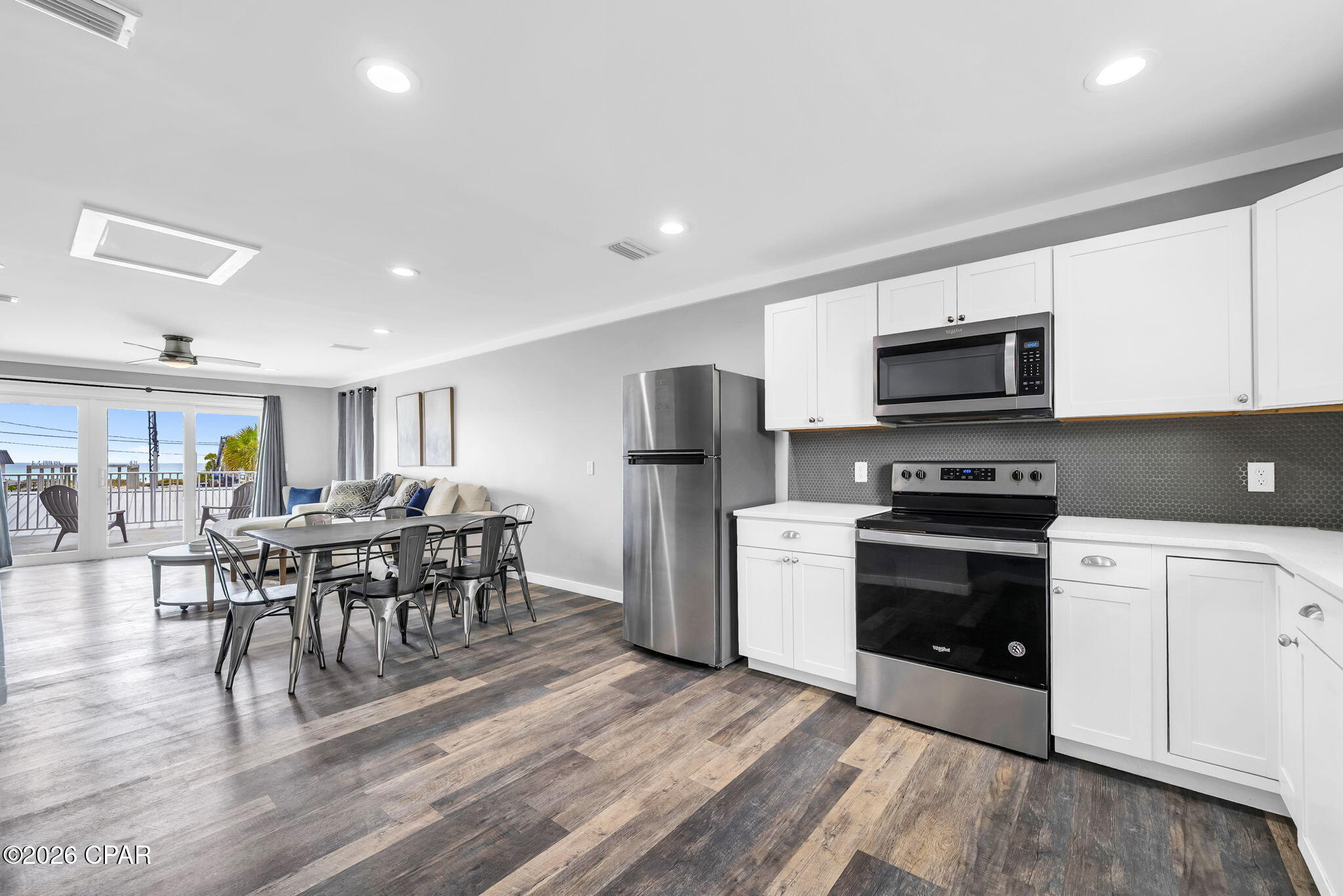 8706 Surf Drive A