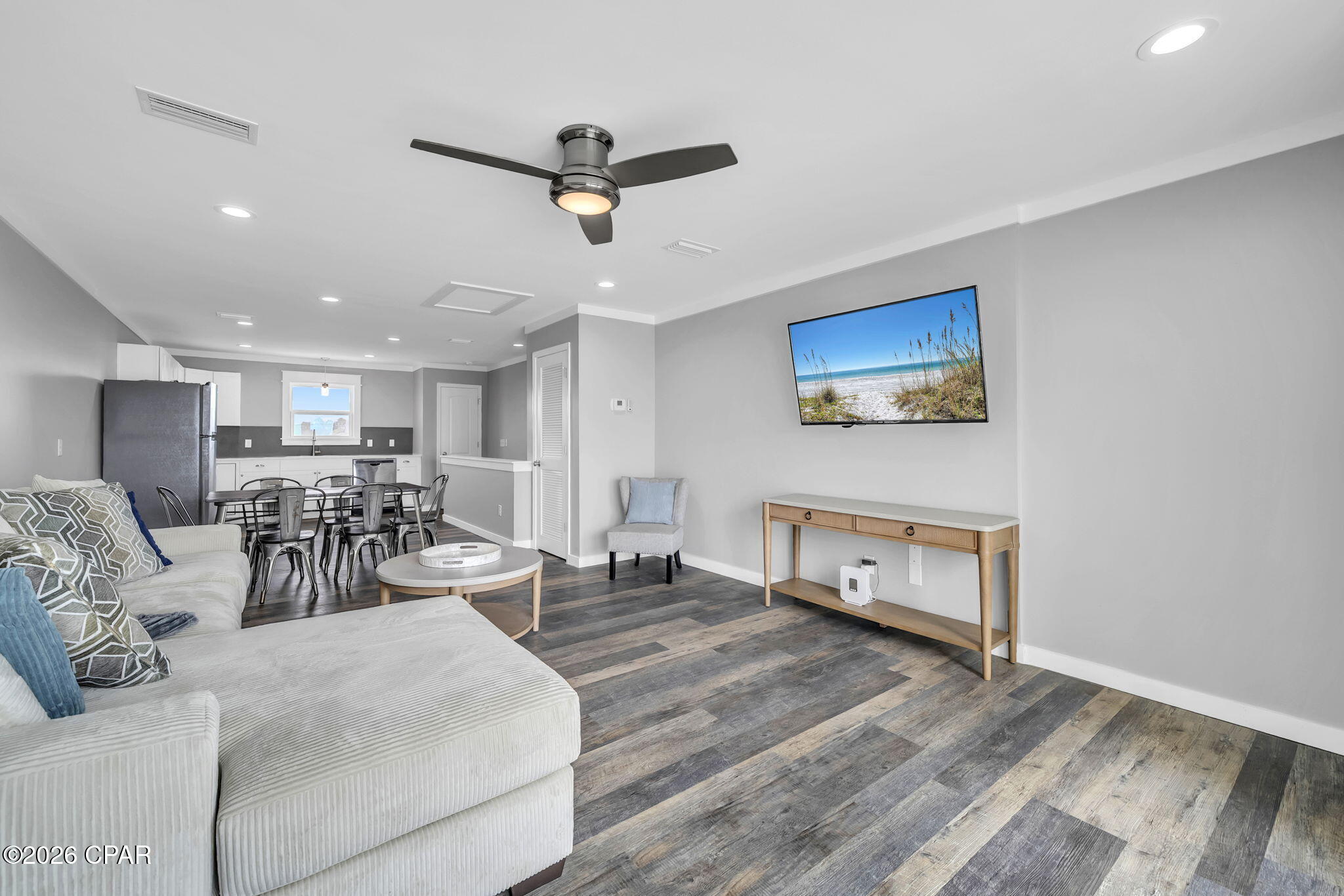 8706 Surf Drive A