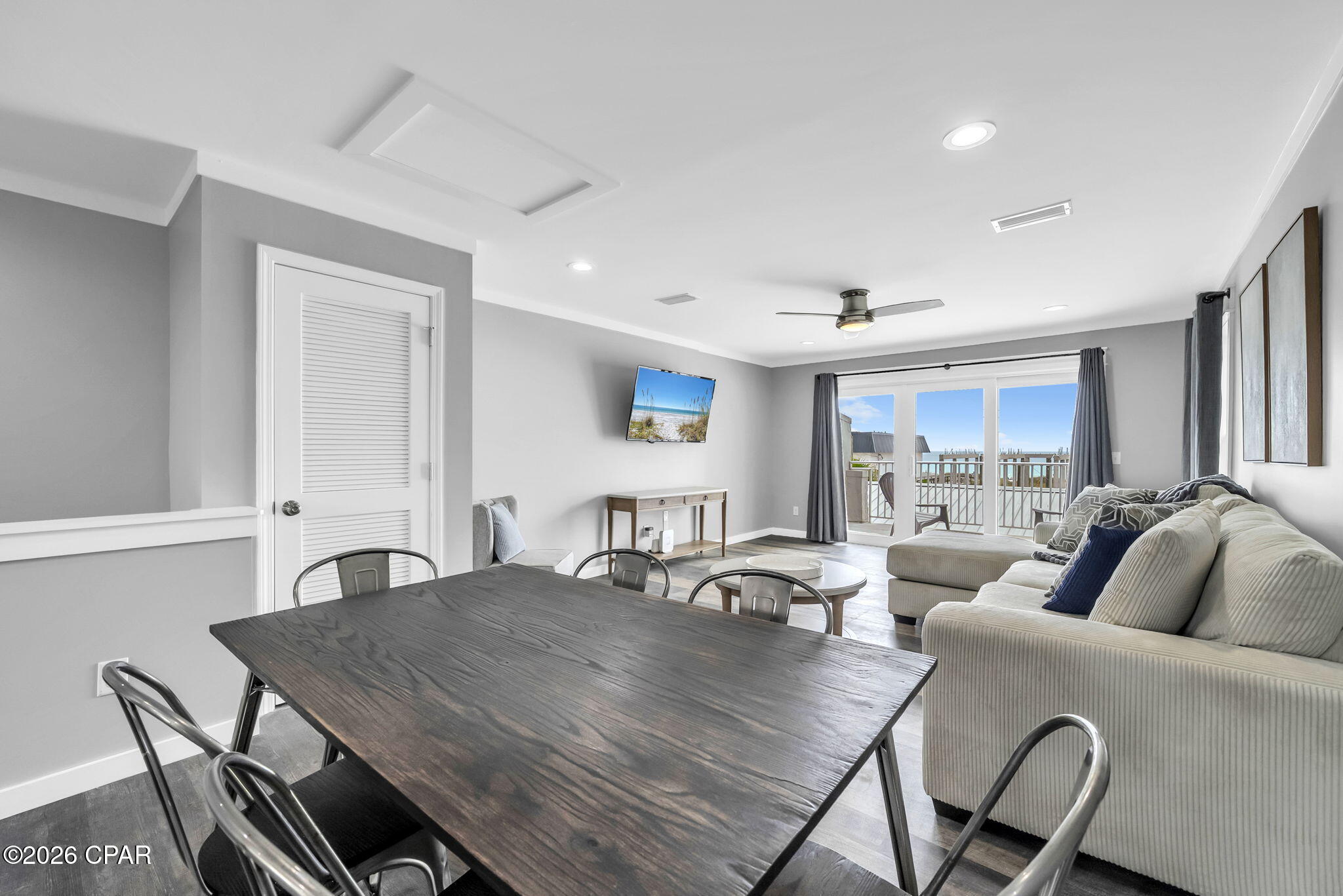 8706 Surf Drive A