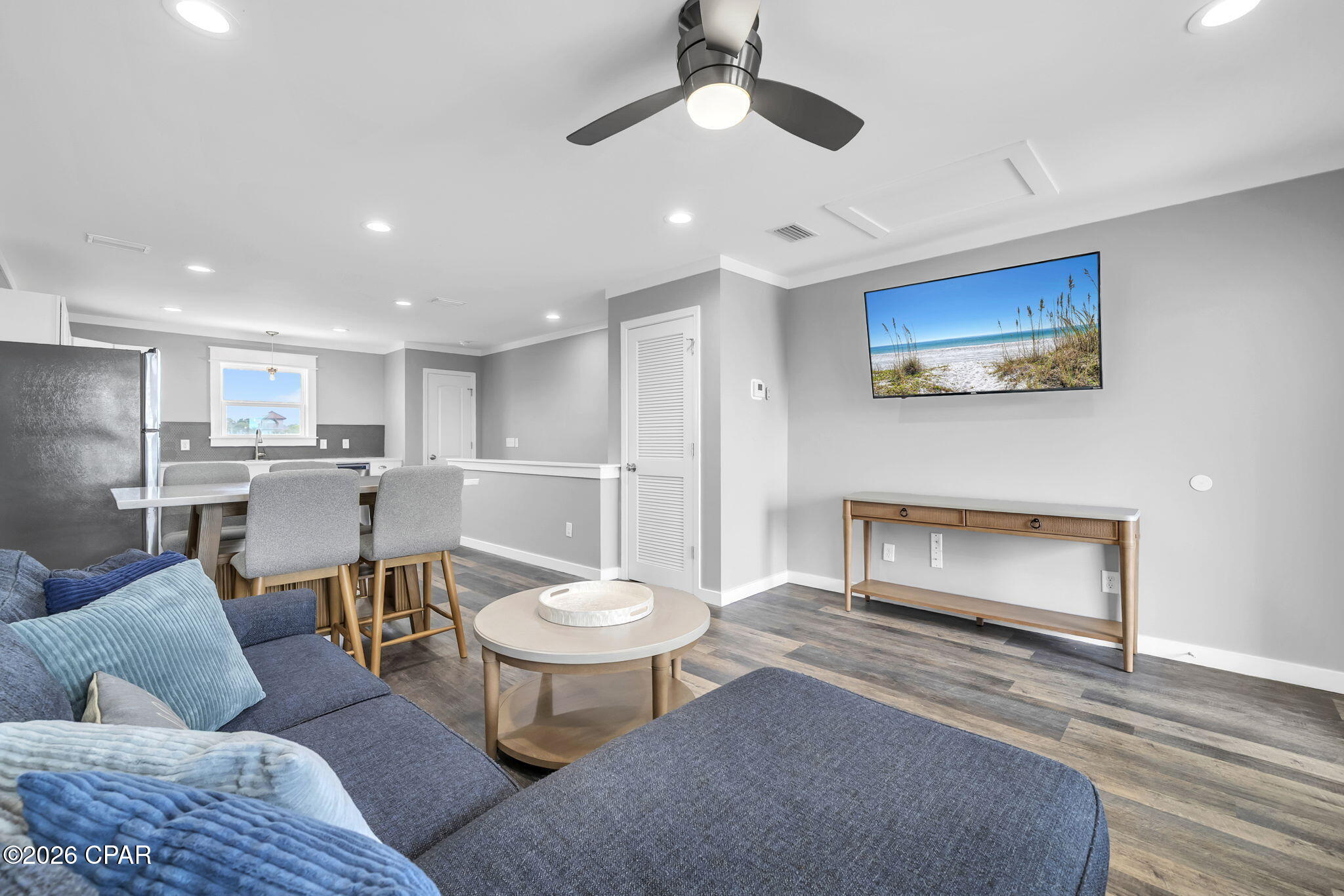 8706 Surf Drive B