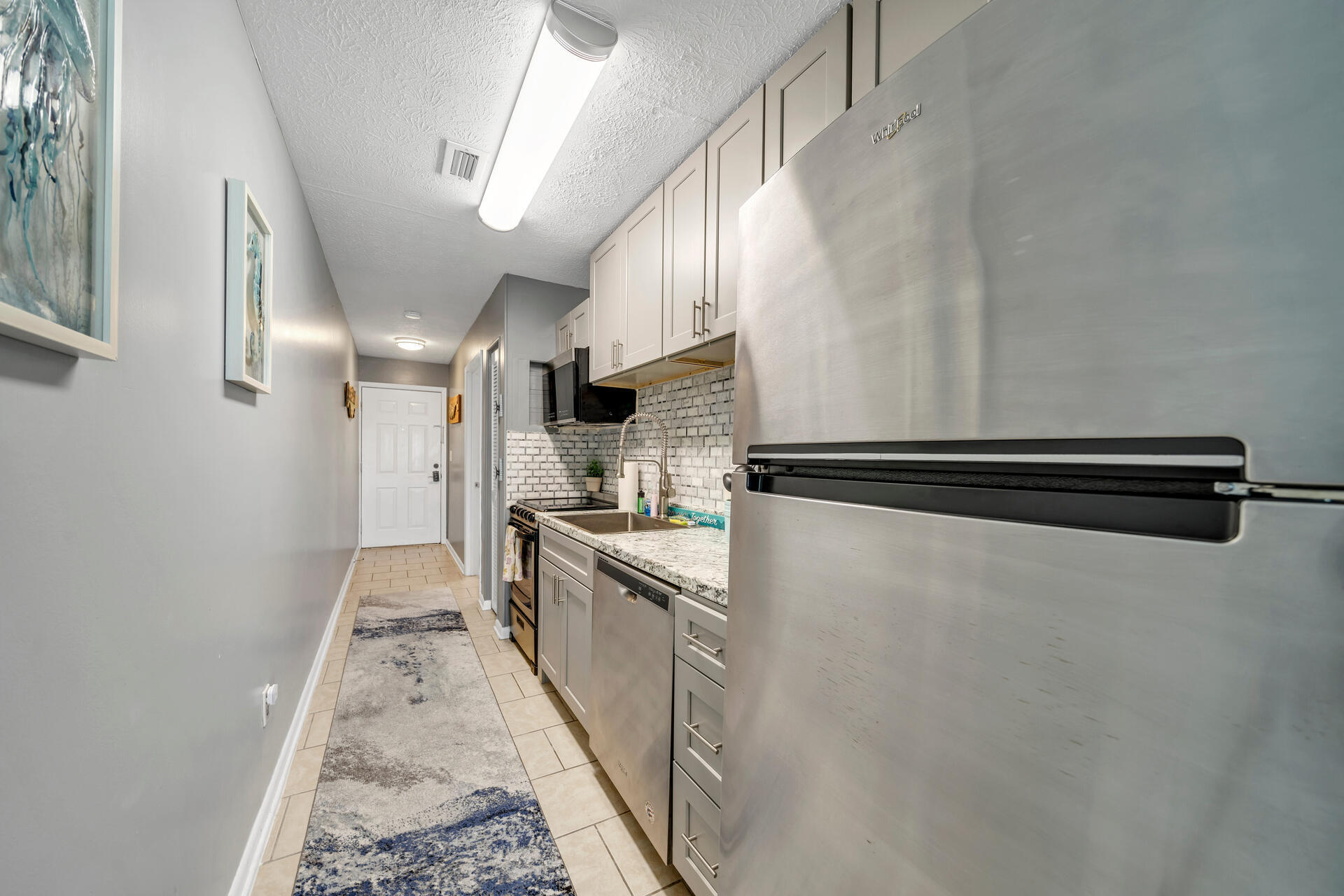 301 Lullwater Beach Drive, 413