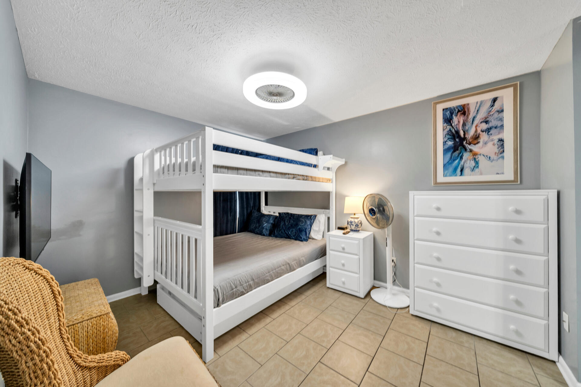 301 Lullwater Beach Drive, 413