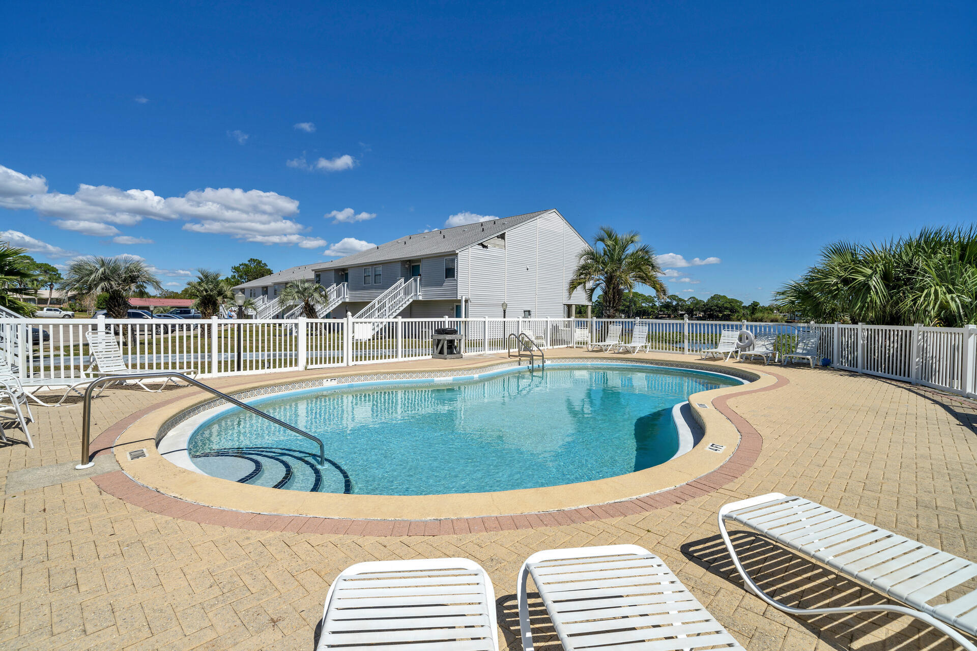 301 Lullwater Beach Drive, 413