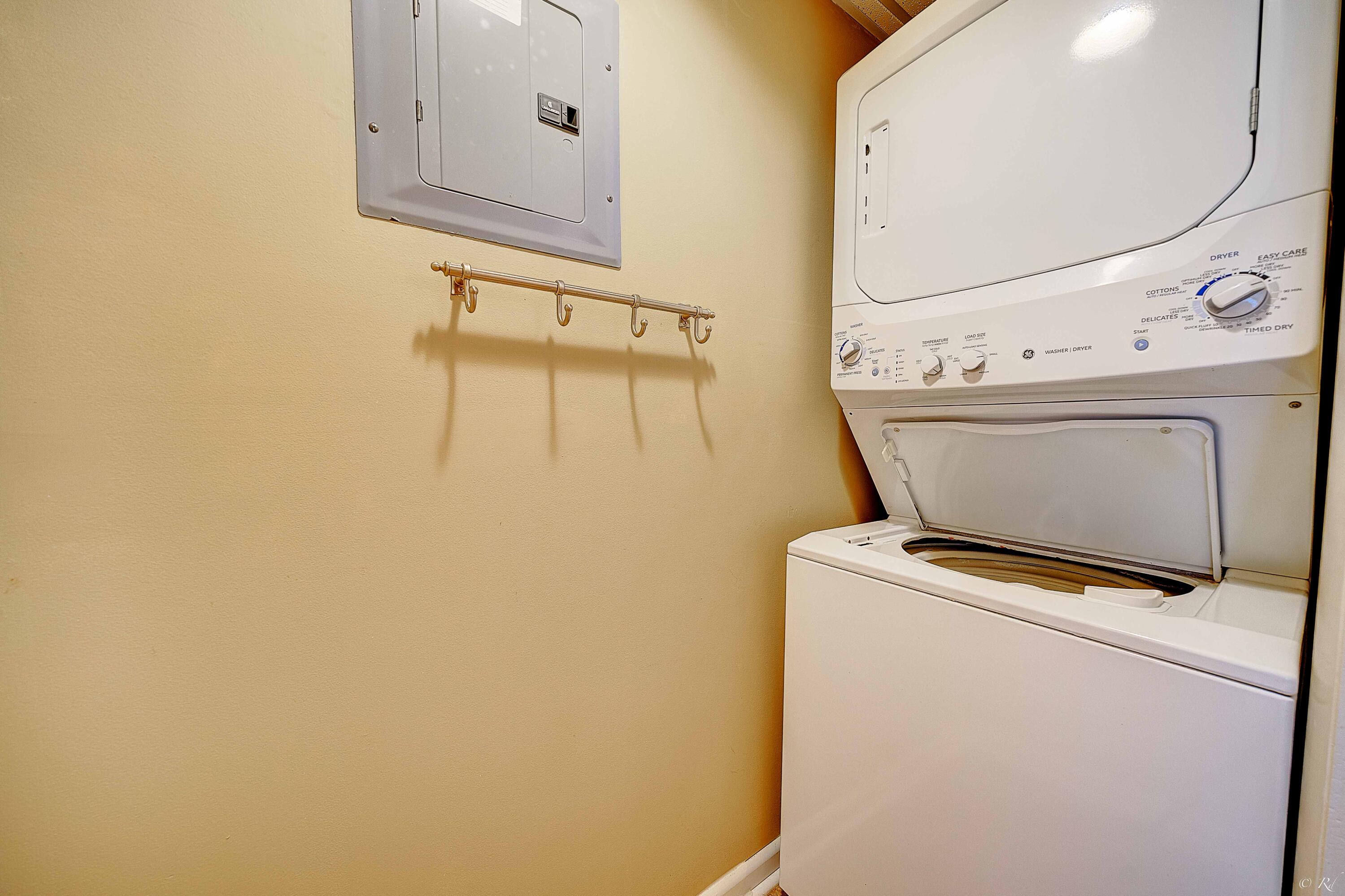 10509 Front Beach Road, 700 E