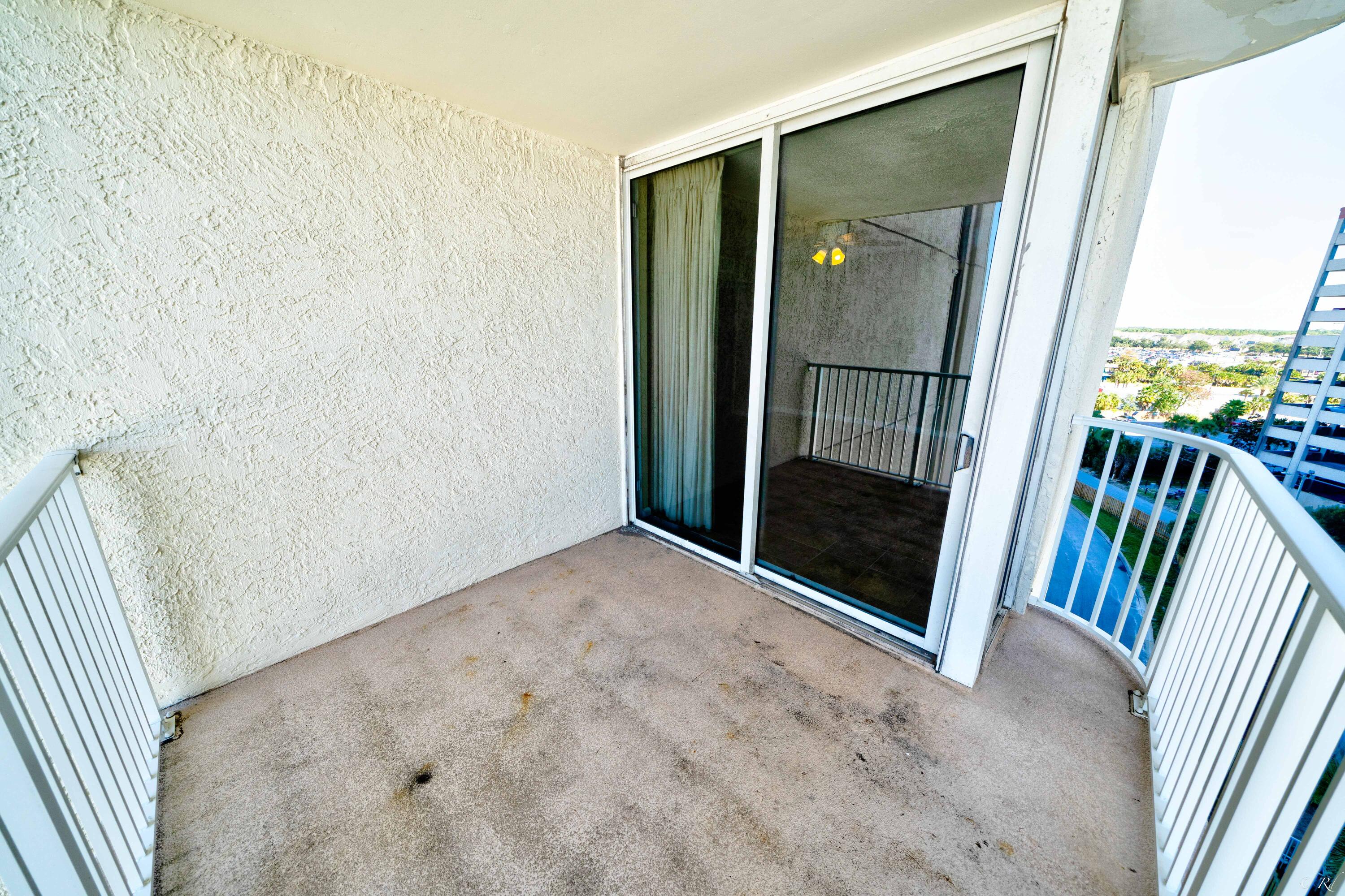 10509 Front Beach Road, 700 E
